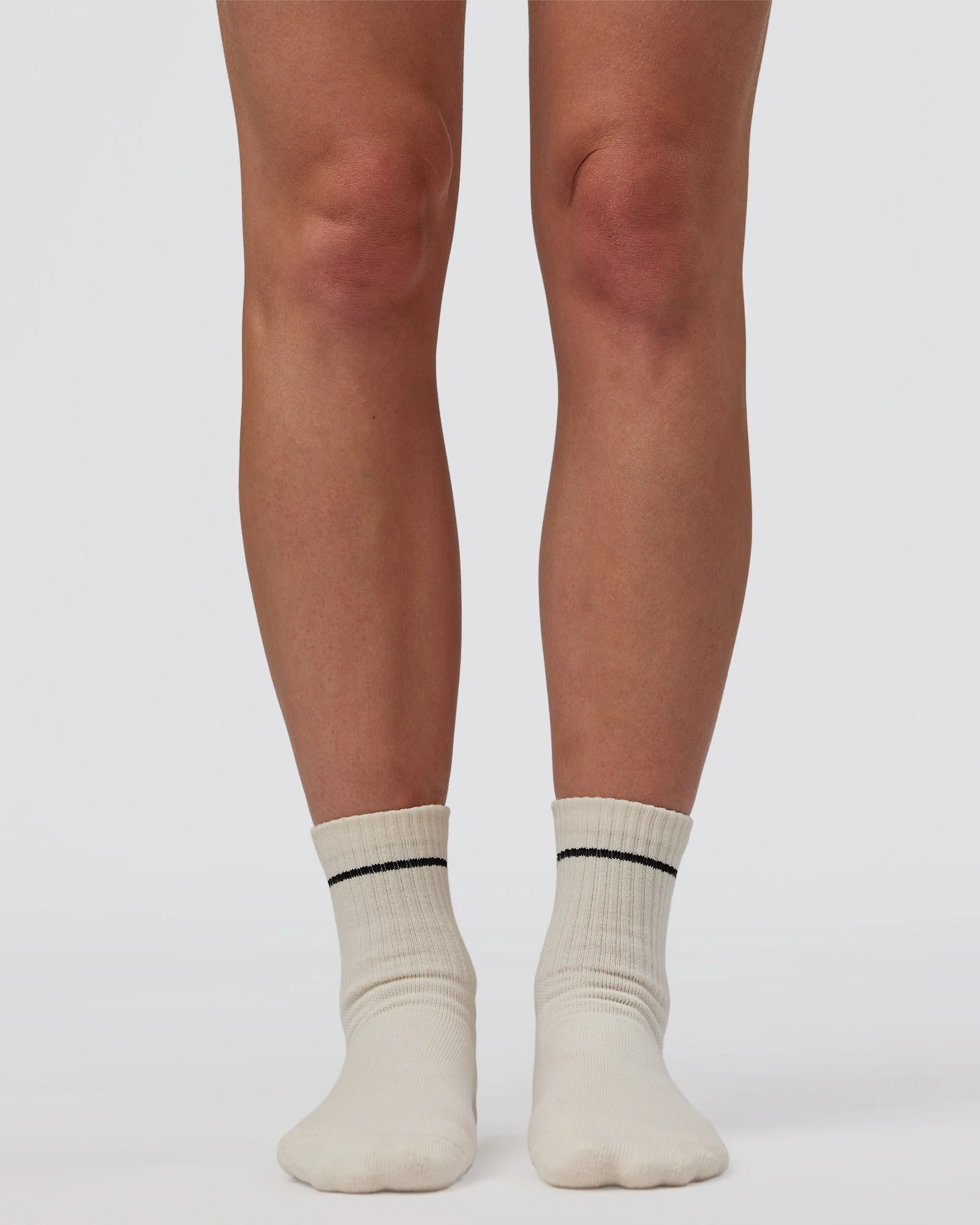 1% Better Pilates Grip Sock - Off White-Black - Image 4