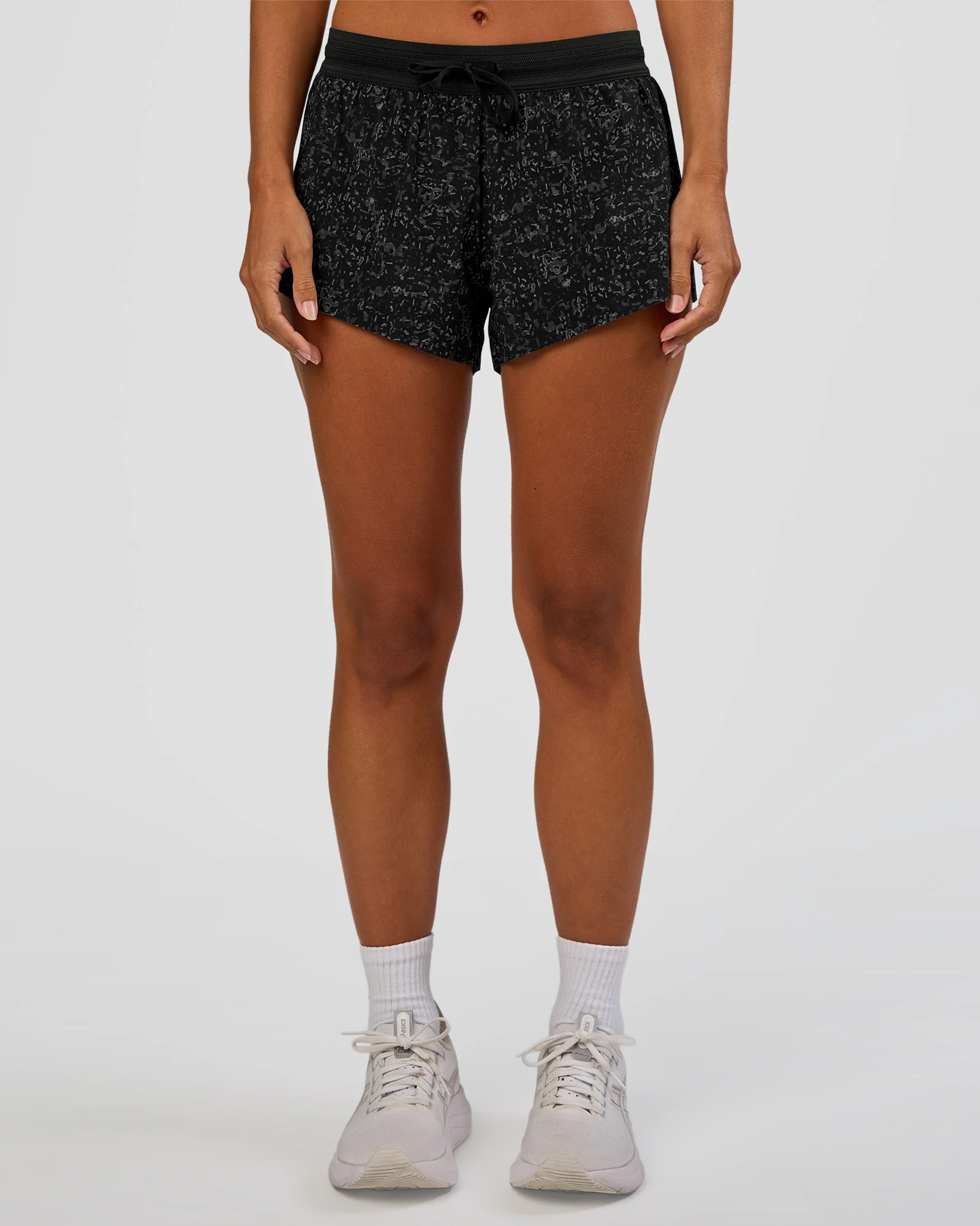 Accelerate 3" Mid-Rise Running Short - Energy Print Black - Image 7
