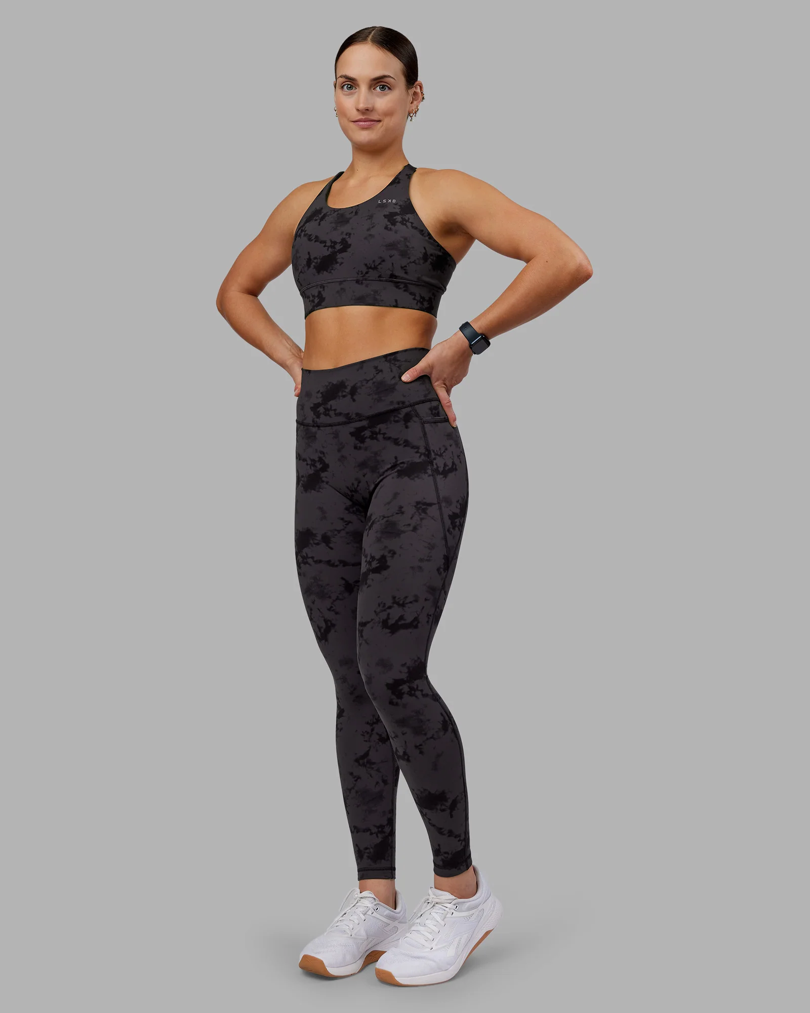 Accelerate Split Strap Sports Bra - Black Tie Dye - Image 5