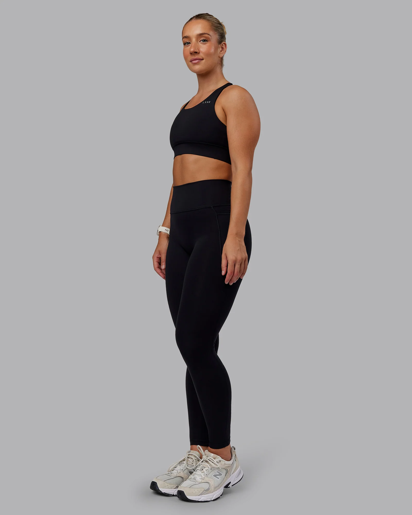 Accelerate Sports Bra - Black - Image 3