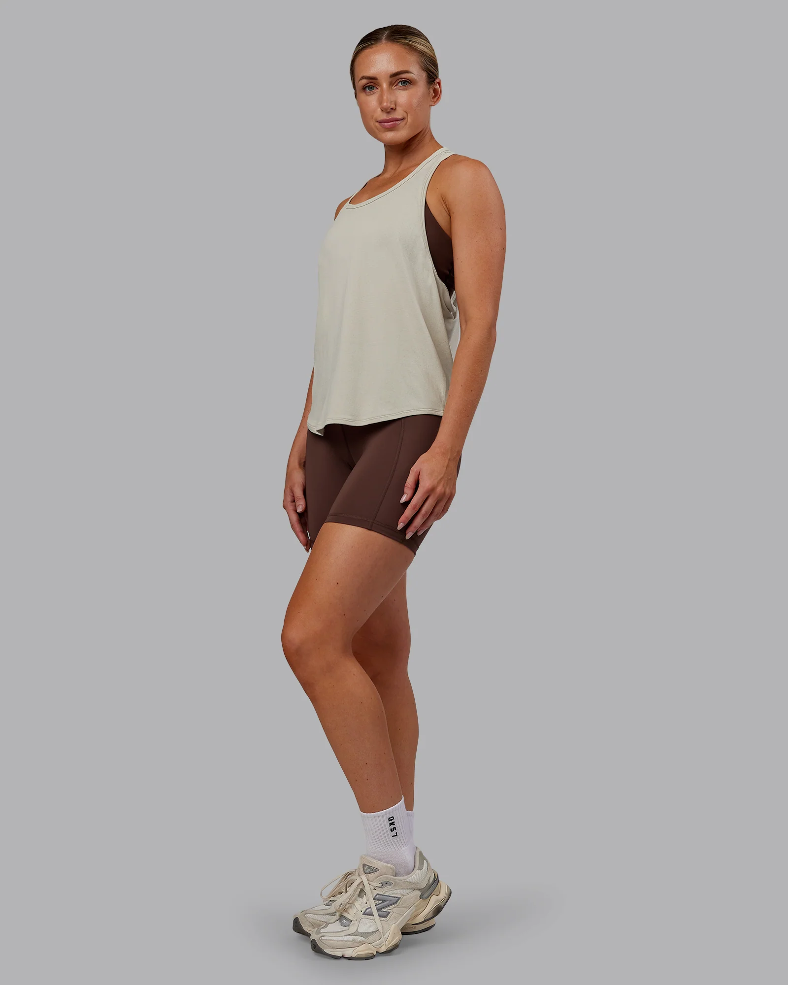 AeroFLX+ Drop Armhole Seamless Tank - Shale Beige/Shale Beige - Image 2