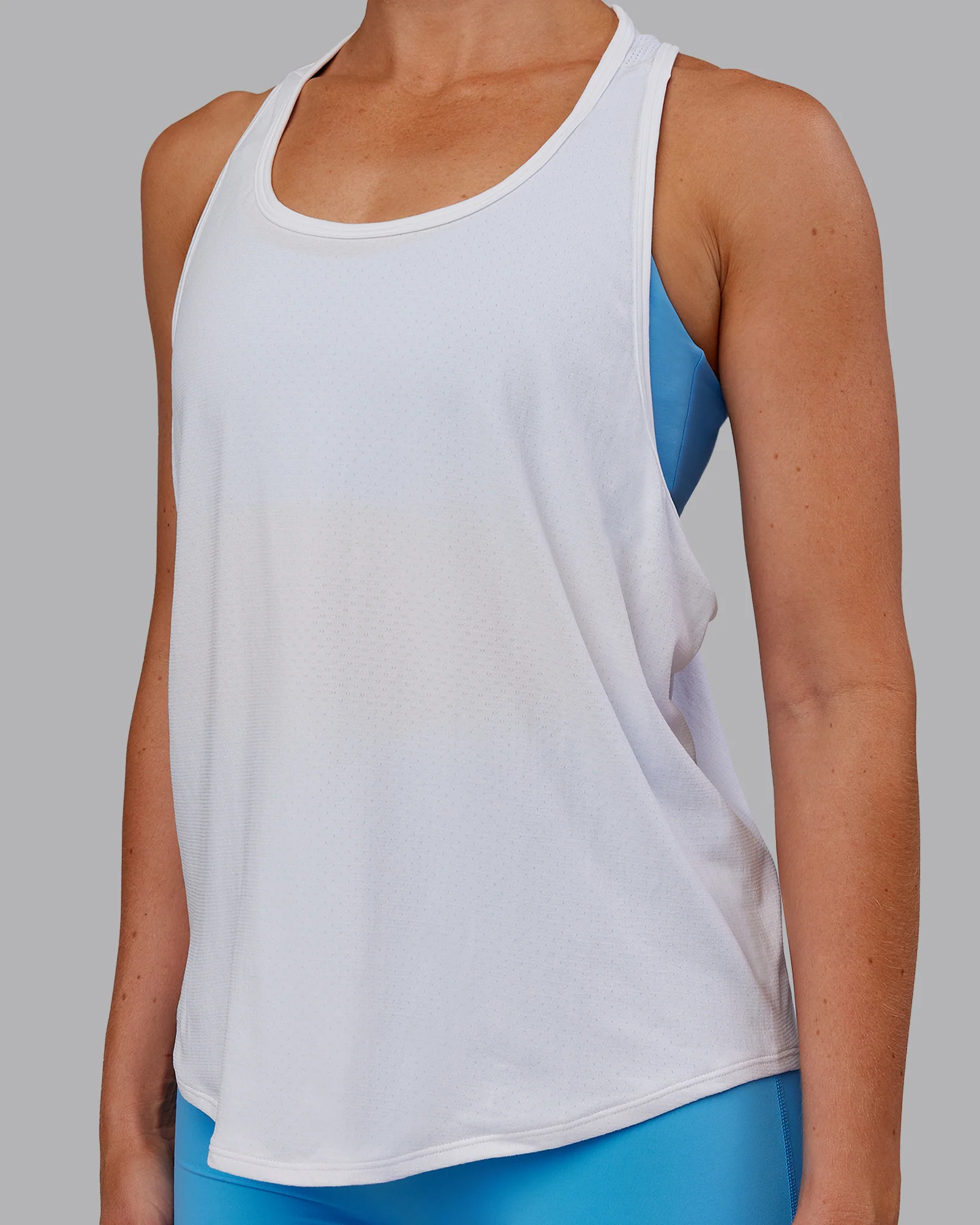 AeroFLX+ Drop Armhole Seamless Tank - White/White - Image 3