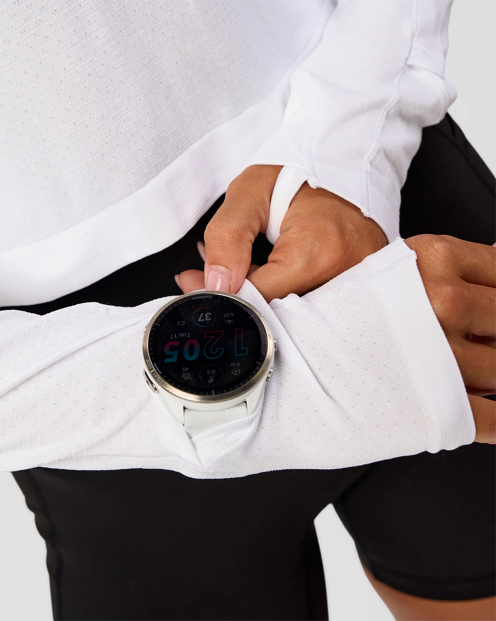 AeroFLX+ Seamless Long Sleeve Skimmer Tee - White/White - Image 5