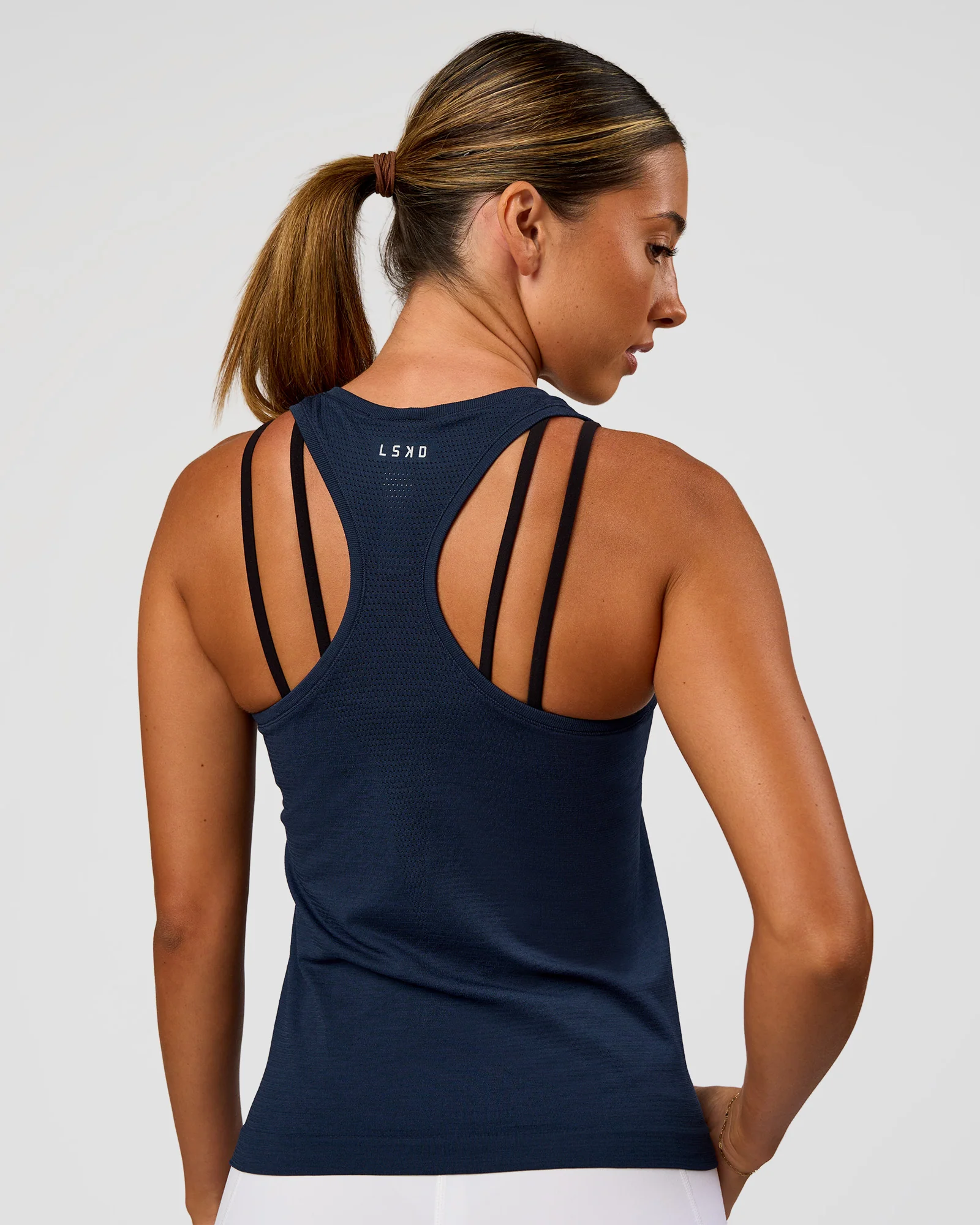AeroFLX+ Seamless Tank - Future Navy/Future Navy - Image 3