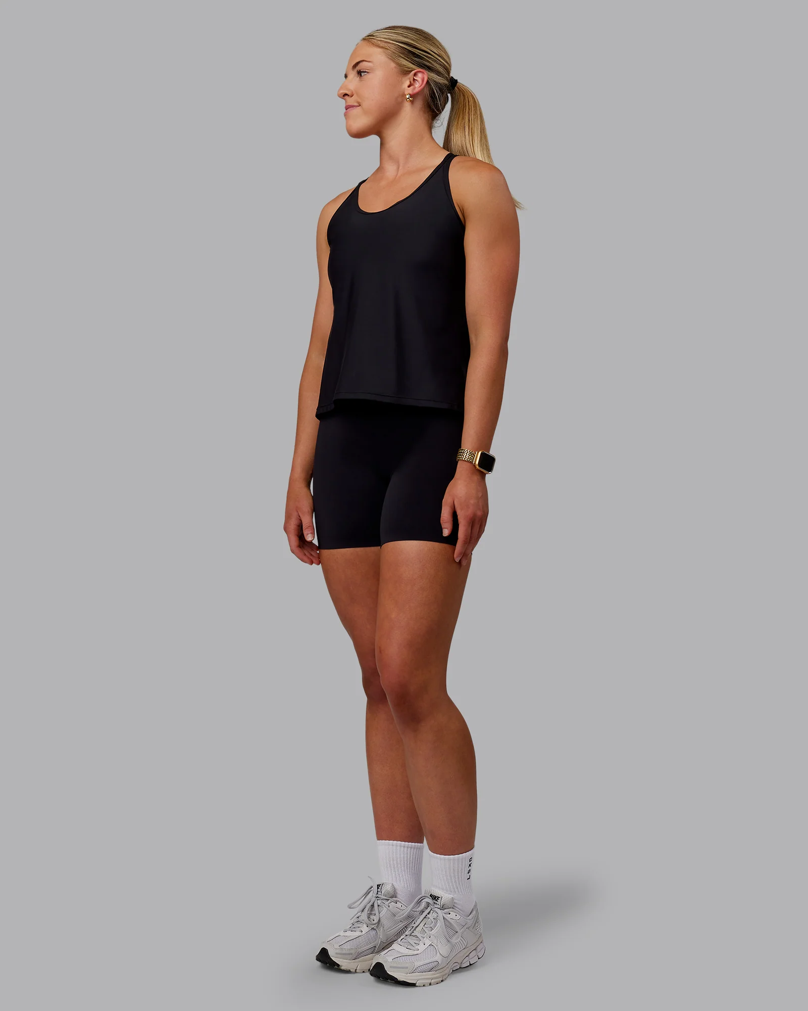 Apex Lightweight Performance Tank - Black - Image 3