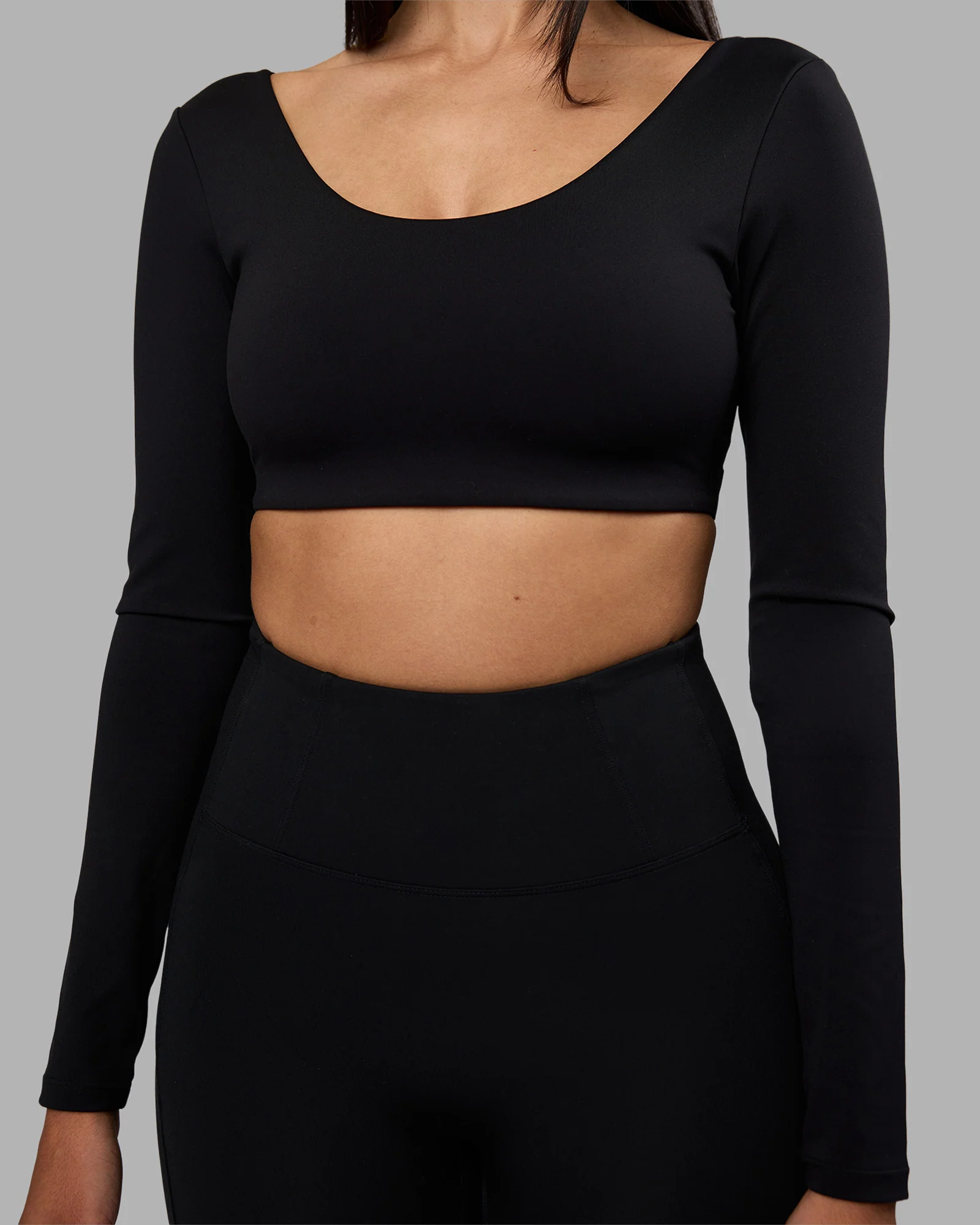 Aria Long Sleeve Sports Bra - Black - Image 4