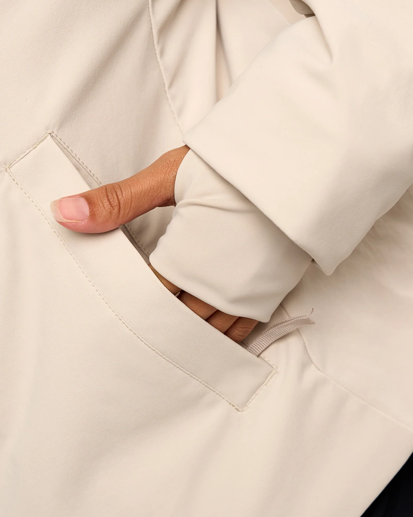 Auxiliary 2.0 Jacket - Shale Beige - Image 2