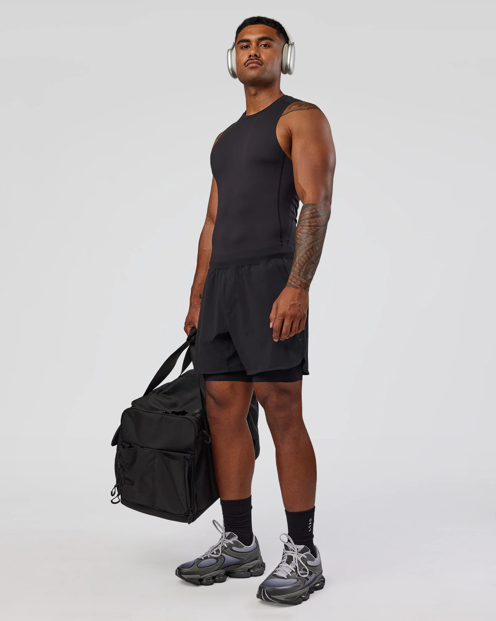 BaseTech 8" Shorts - Black - Image 7