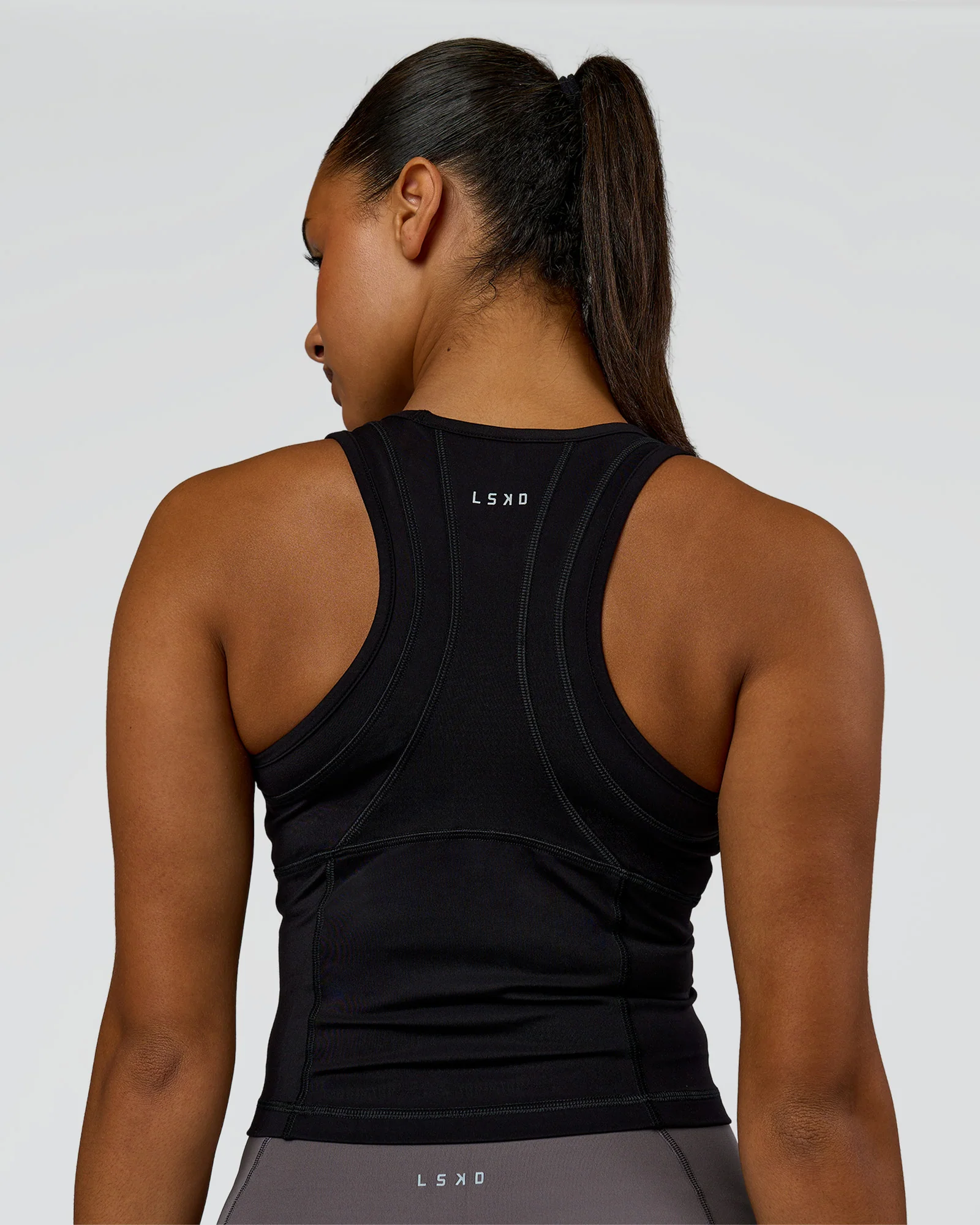 Bend Performance Tank - Black - Image 4