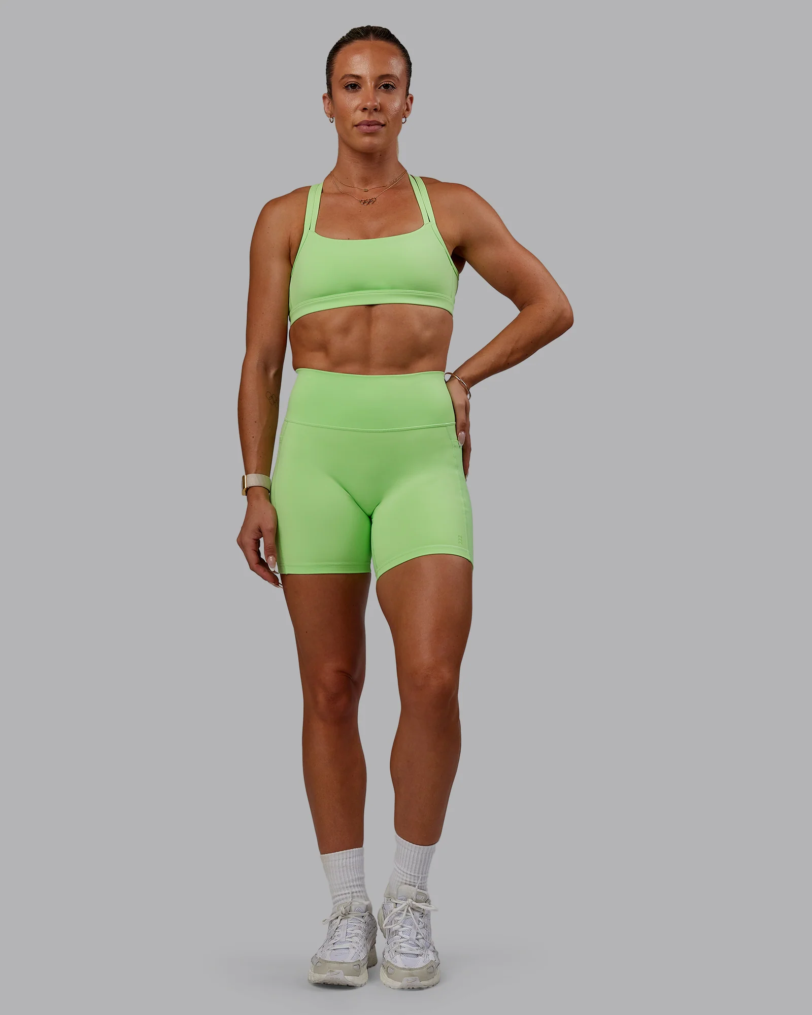 Bree Masters Fusion Ultra High-Rise 6" Short Pockets - Pastel Lime - Image 11