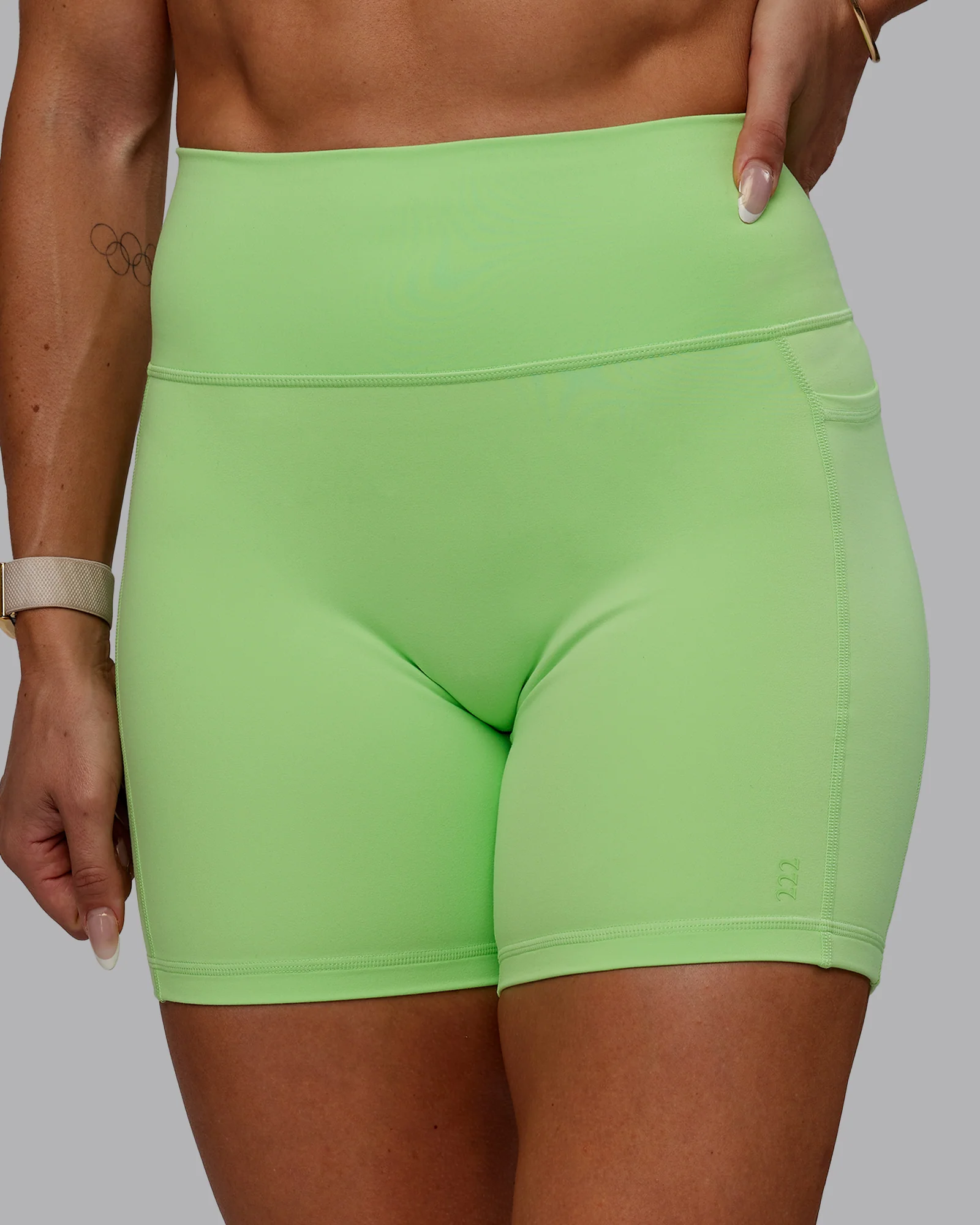Bree Masters Fusion Ultra High-Rise 6" Short Pockets - Pastel Lime - Image 5