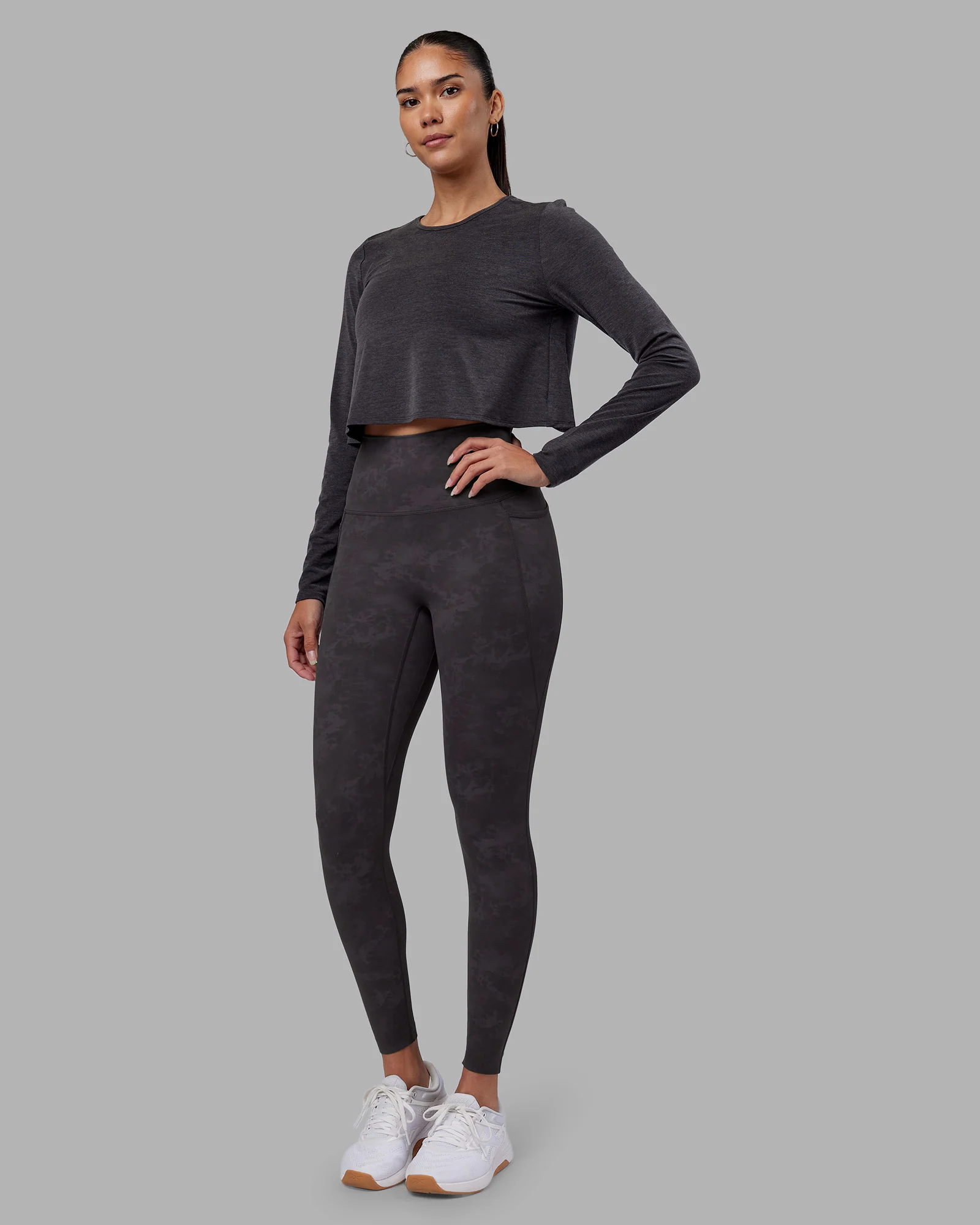 Breeze Long Sleeve Training Tee - Black - Image 5