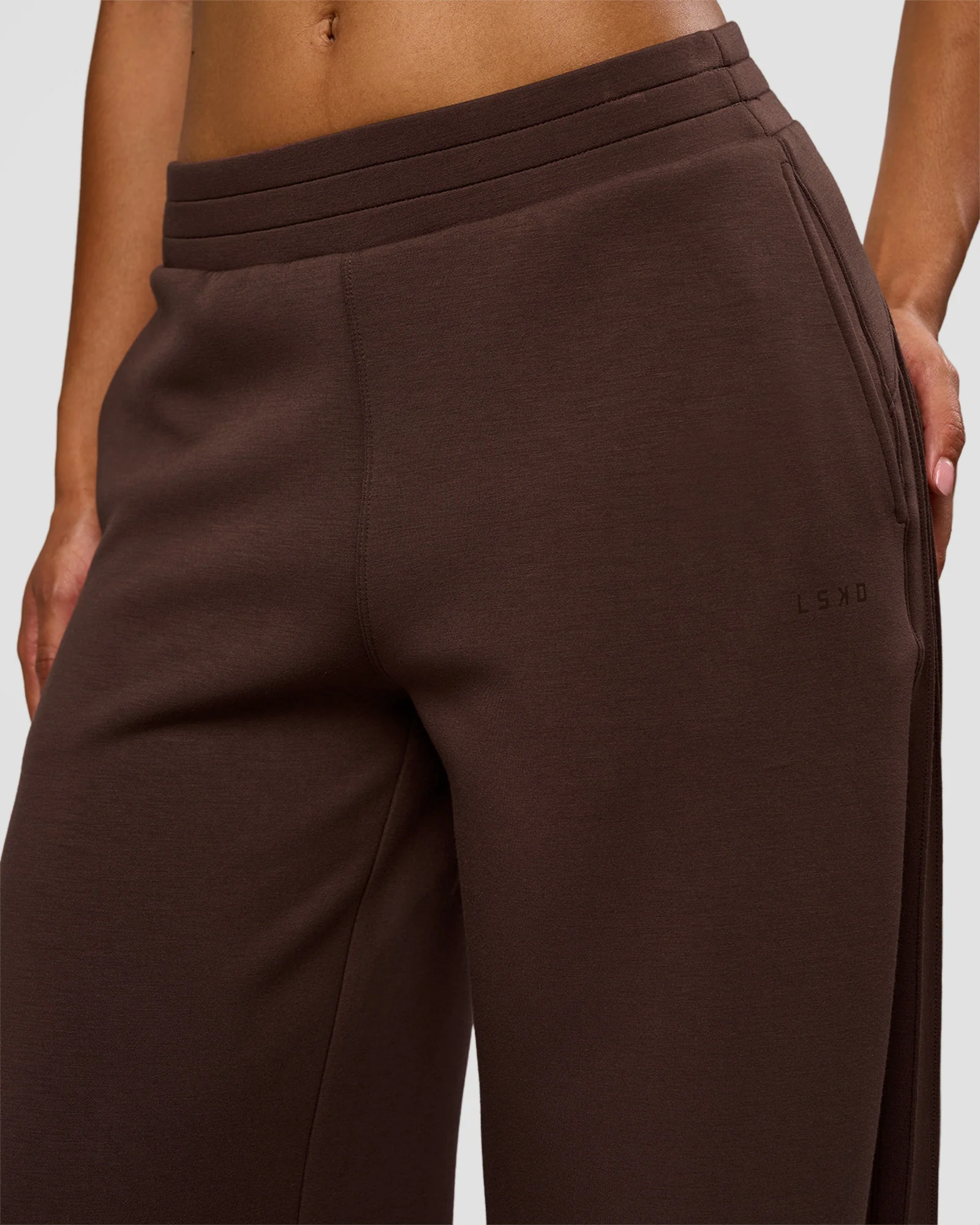 CF Elevate SoftTouch Pintuck Wide Leg Pant - Hot Chocolate - Image 8