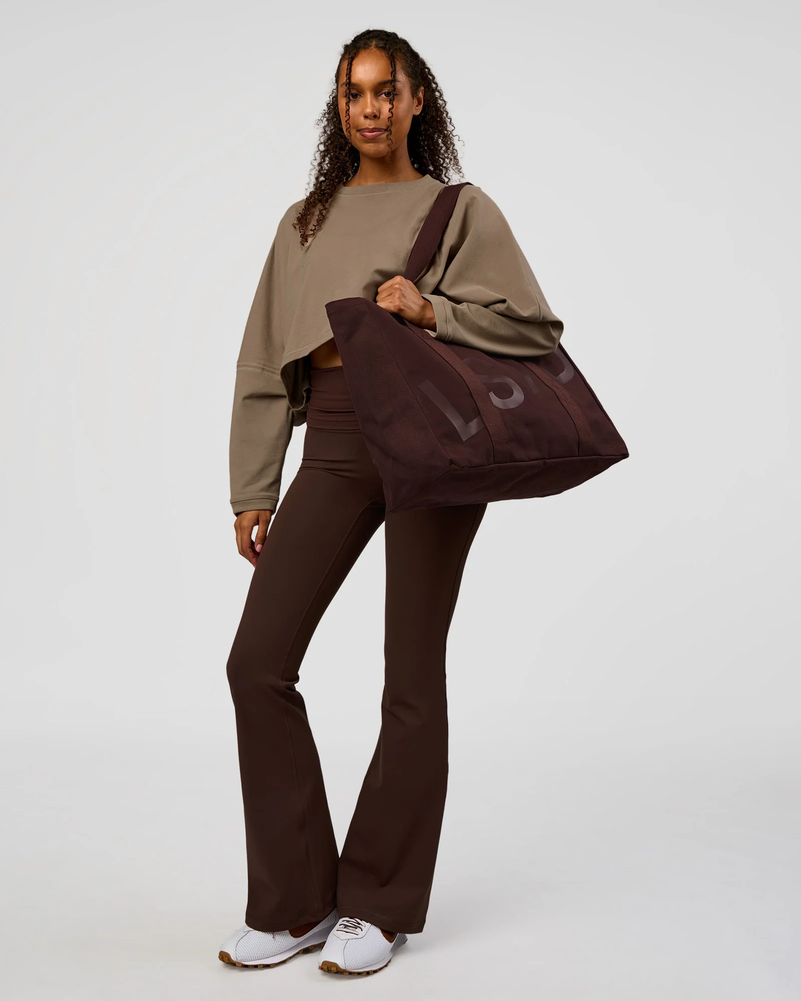 CF Fold Over High-Rise Flared Legging - Hot Chocolate - Image 10