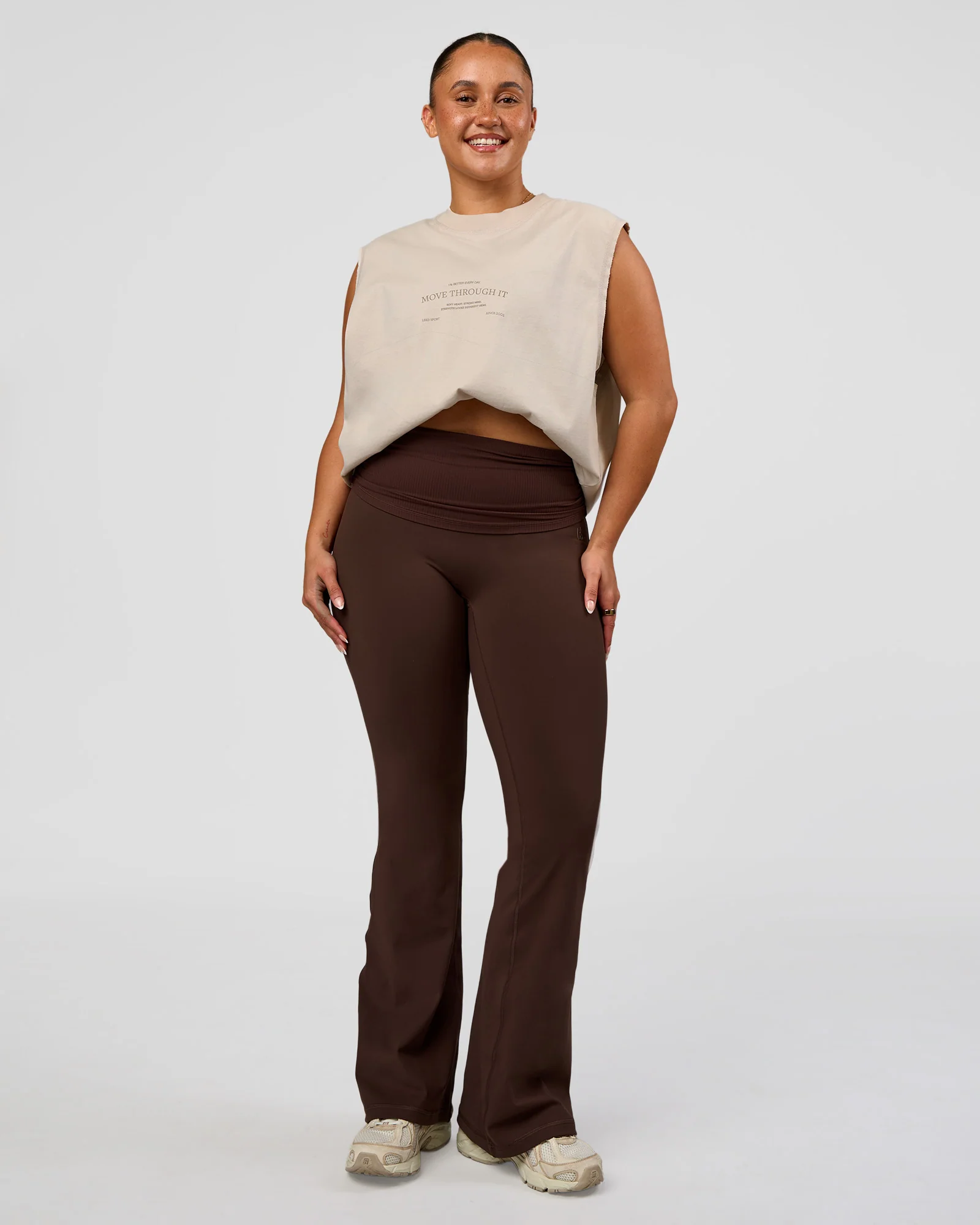 CF Fold Over High-Rise Flared Legging - Hot Chocolate - Image 3