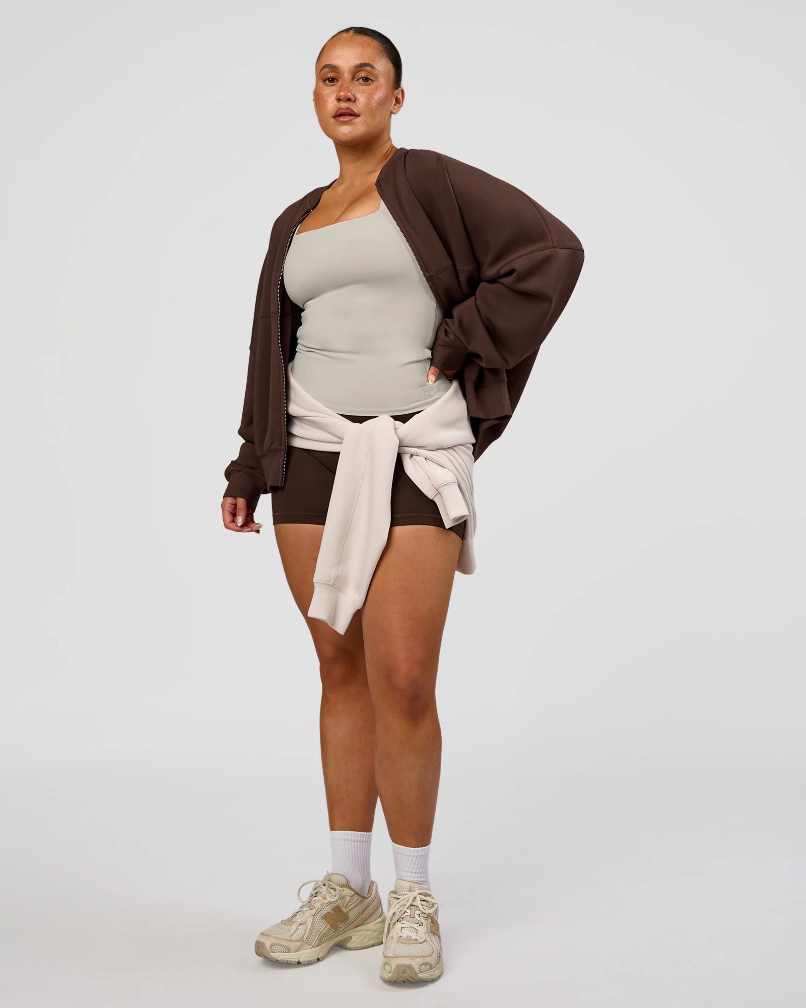 CF Fusion Ultra High-Rise 6" Short Pockets - Hot Chocolate - Image 4