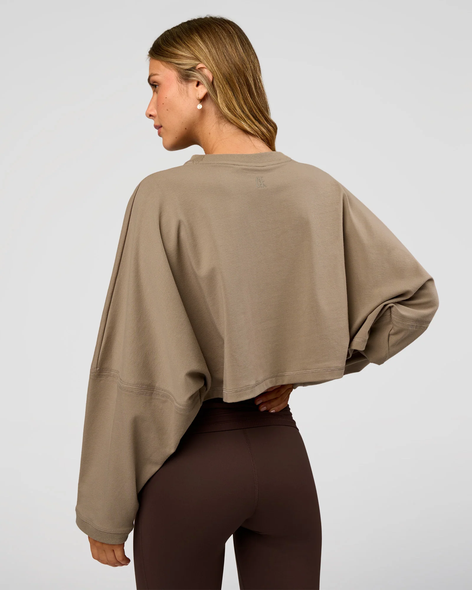 CF Street Surge Long Sleeve Tee - Taupe Ash - Image 9