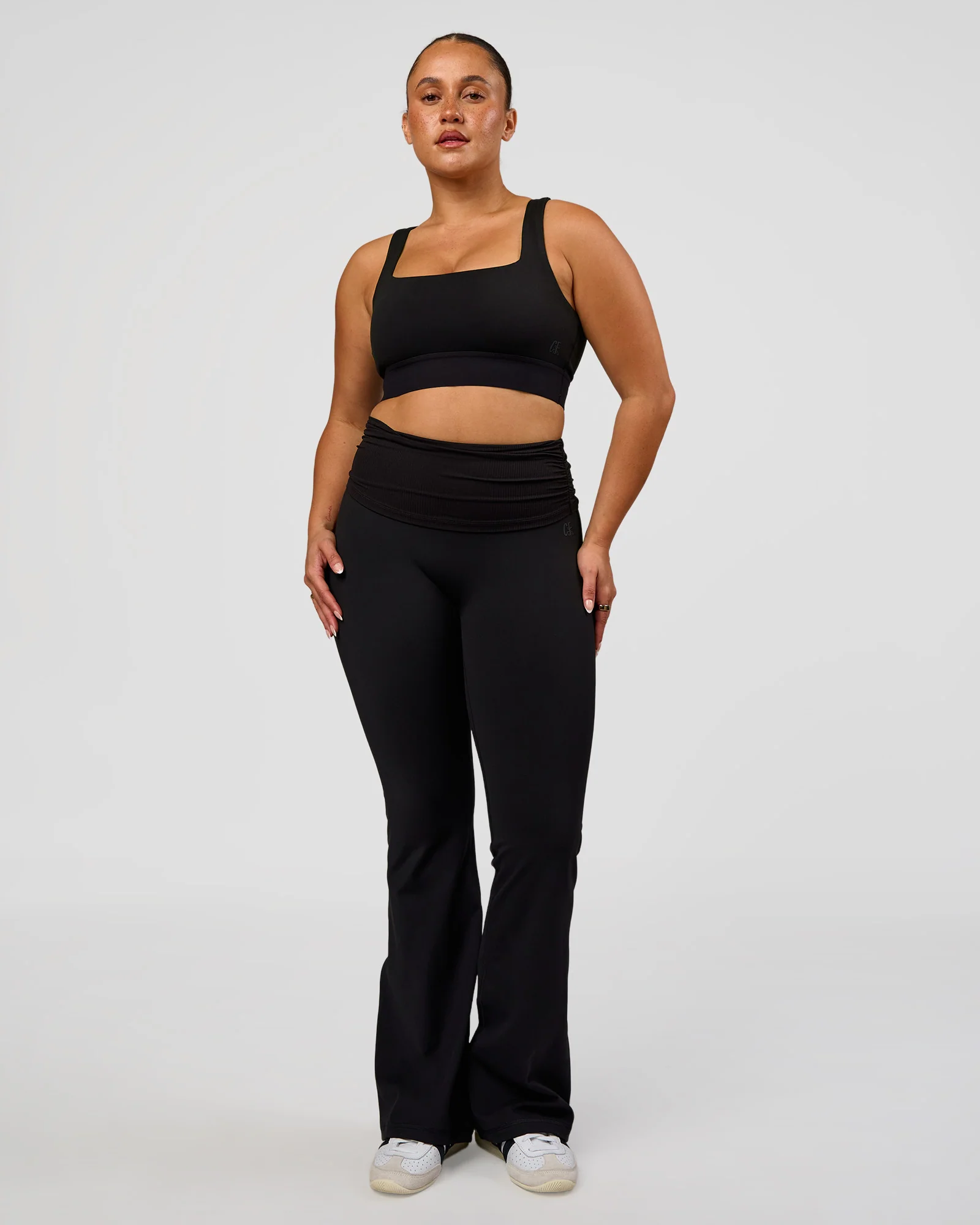 CF Train Hard Sports Bra - Black - Image 7
