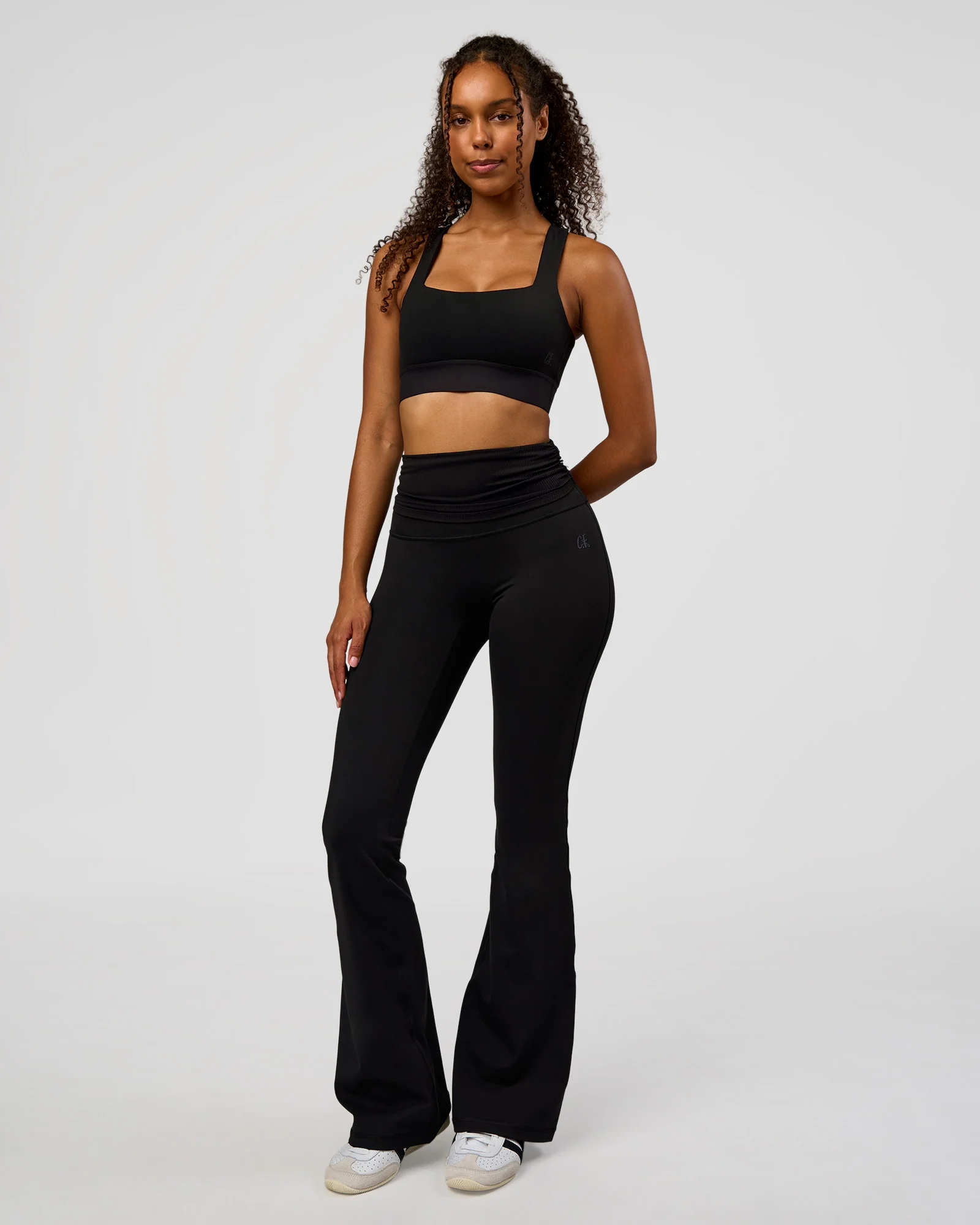 CF Train Hard Sports Bra - Black - Image 9
