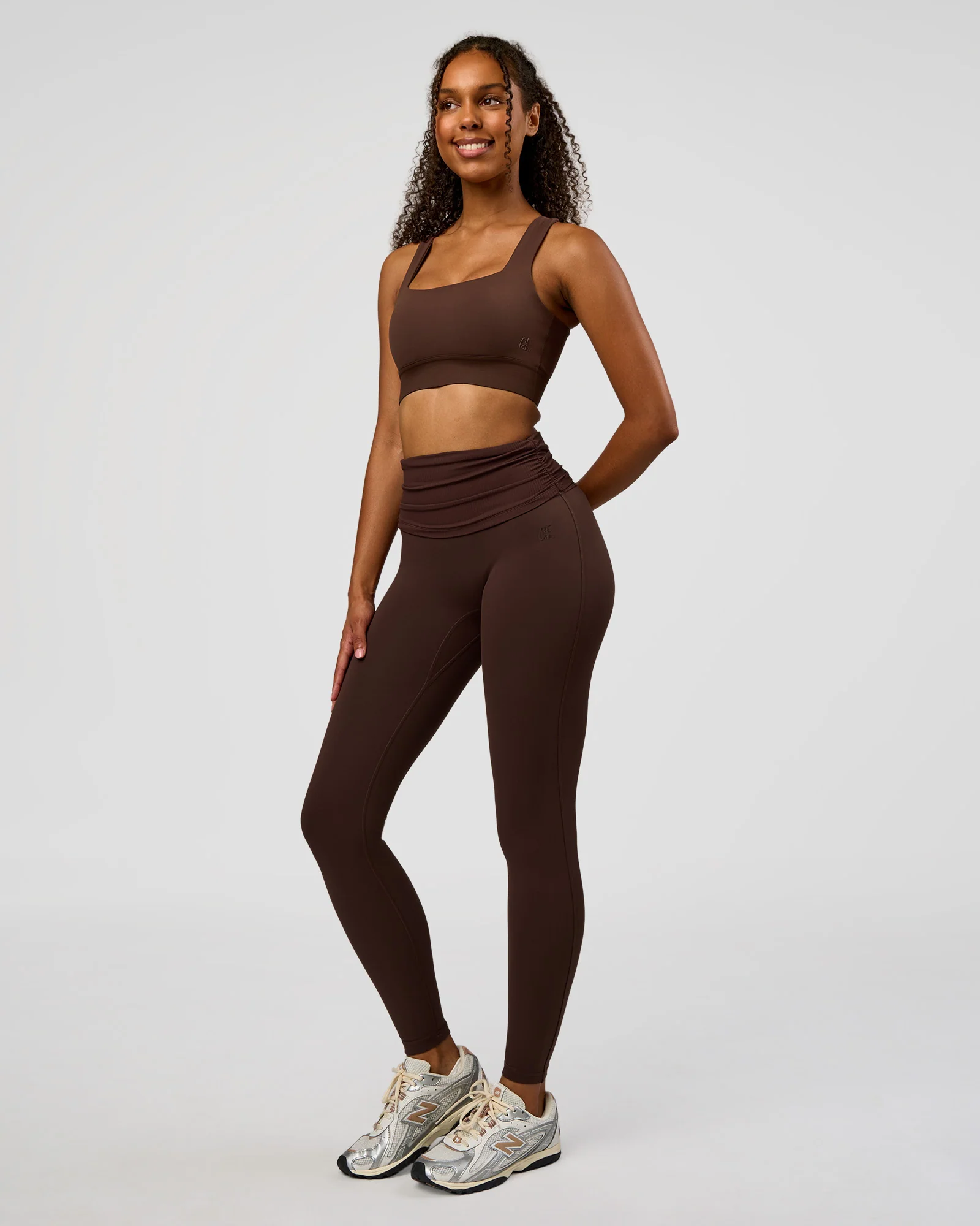 CF Train Hard Sports Bra - Hot Chocolate - Image 10