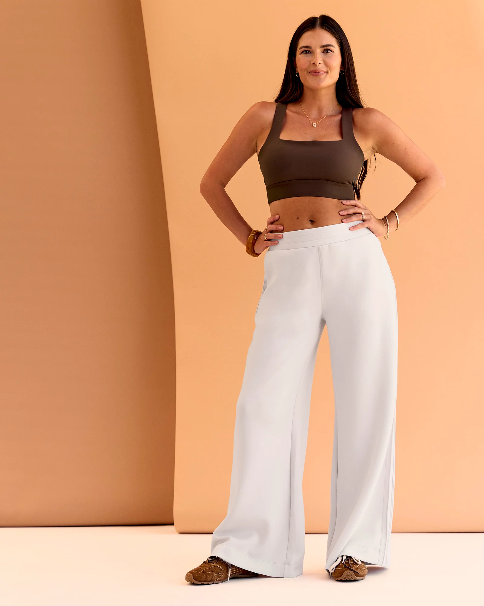 CF Train Hard Sports Bra - Hot Chocolate - Image 4