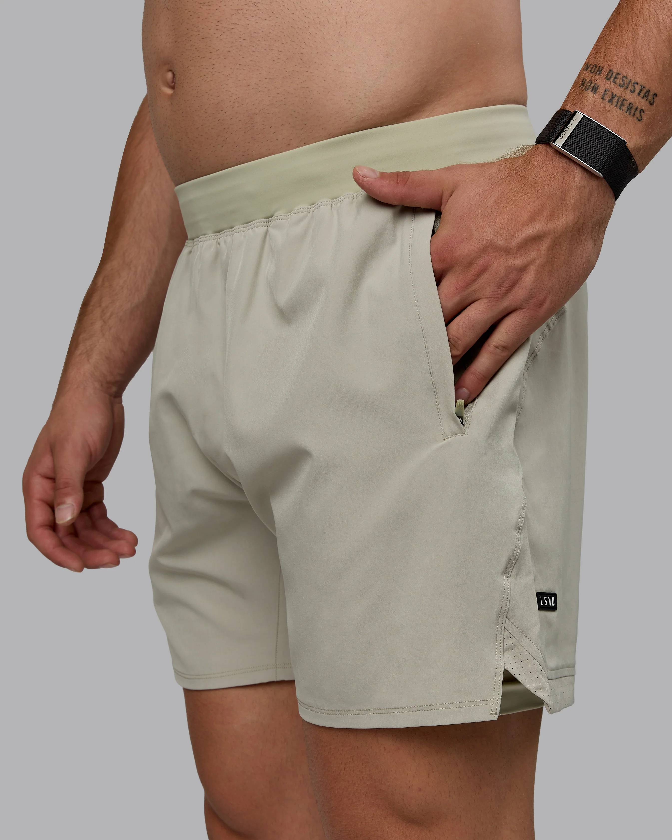 Challenger 6" Lined Performance Short - Sustained Grey - Image 5