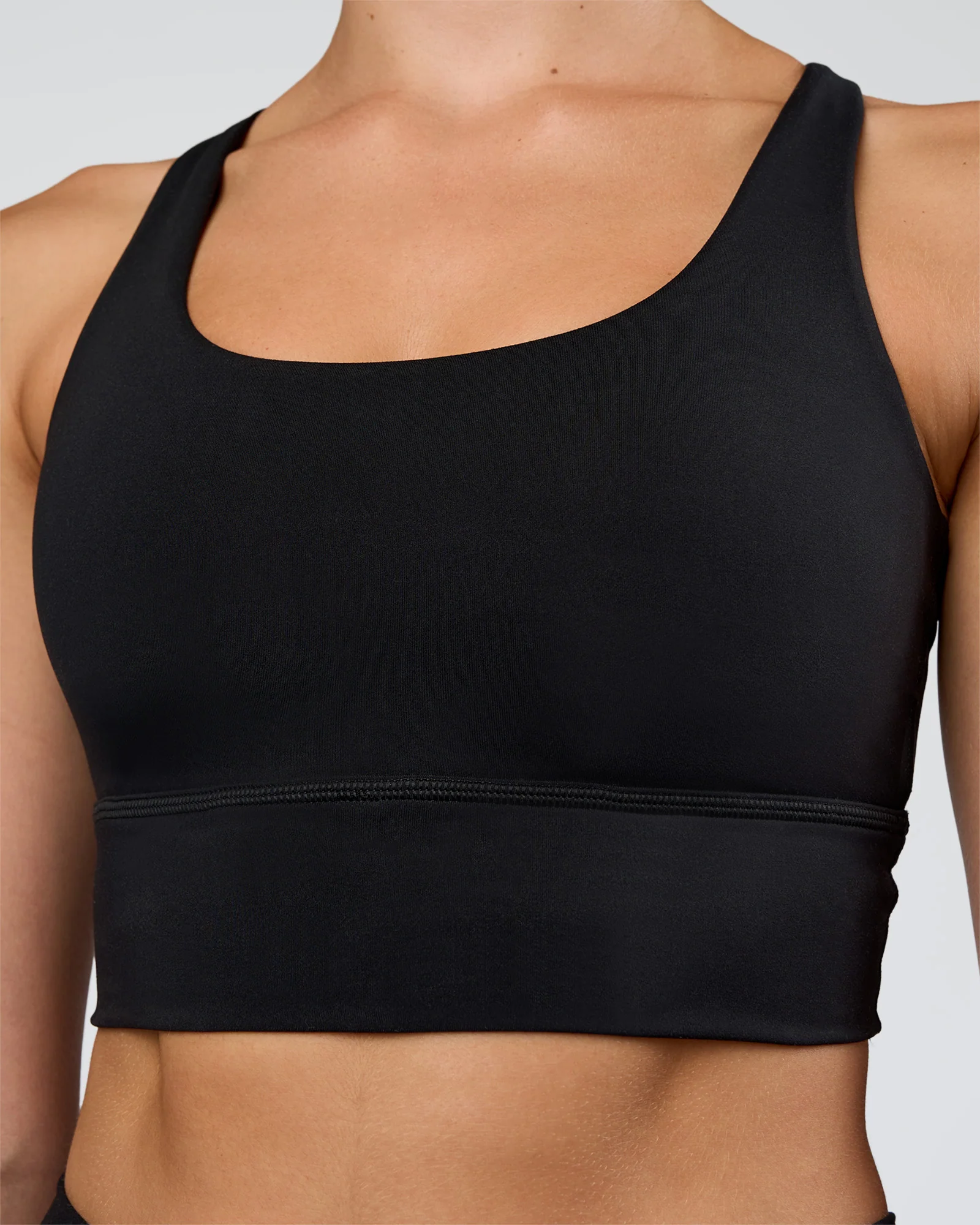 Circuit Longline Sports Bra - Black - Image 4