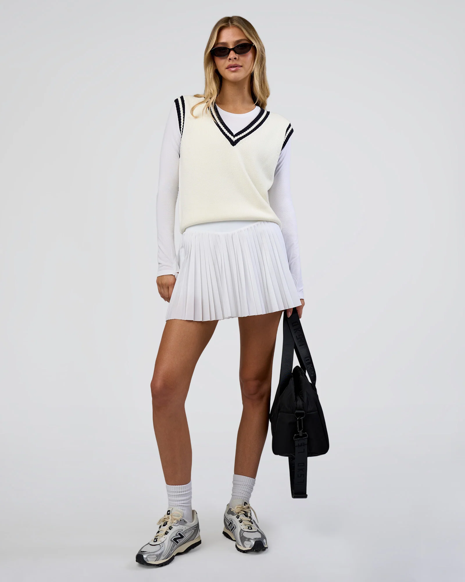 Clubhouse Vest - Off White-Future Navy - Image 6