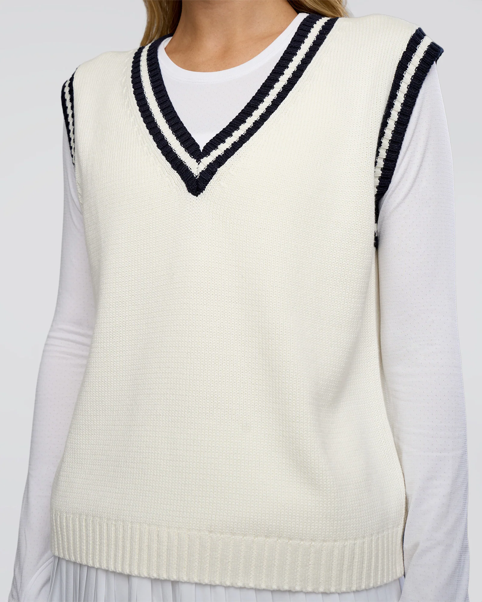 Clubhouse Vest - Off White-Future Navy - Image 8
