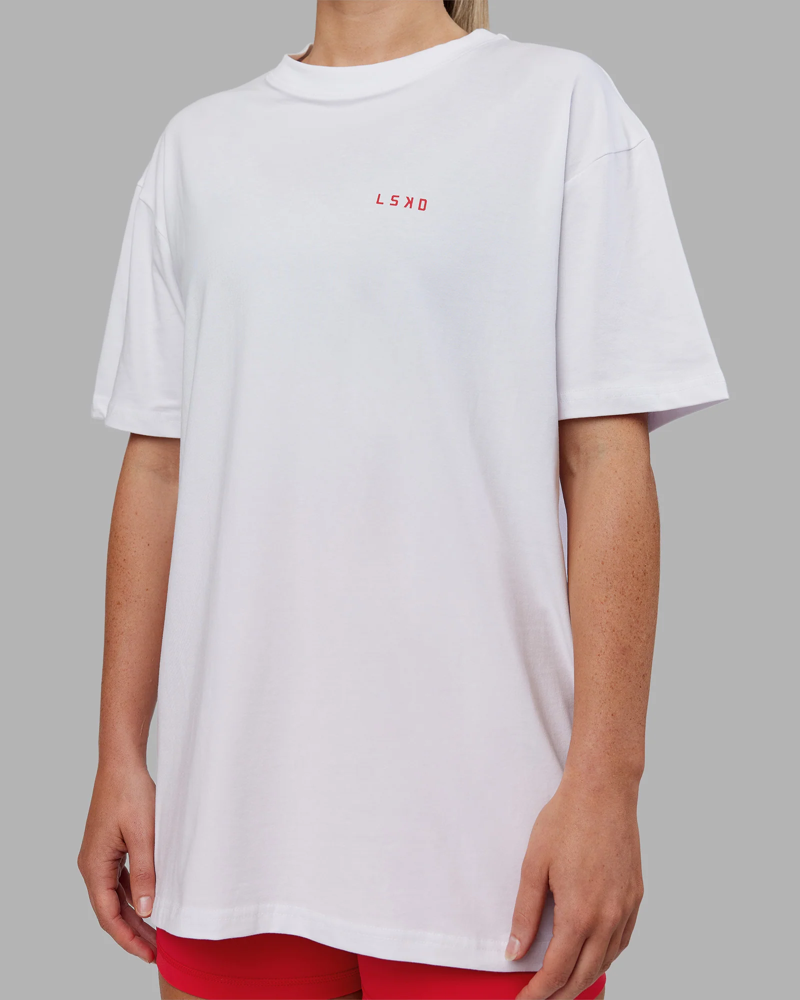 Dare To Think FLXCotton Tee Oversize - White-Scarlet - Image 10