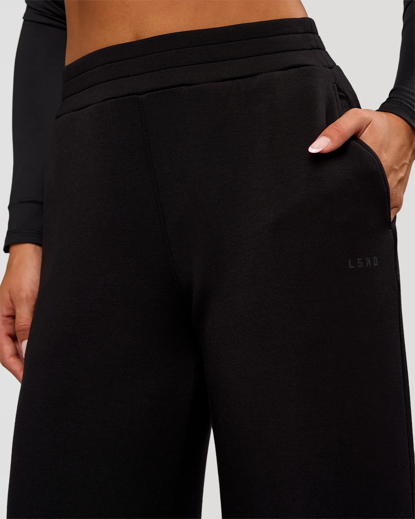 Elevate SoftTouch Wide Leg Pant Tall - Black - Image 3