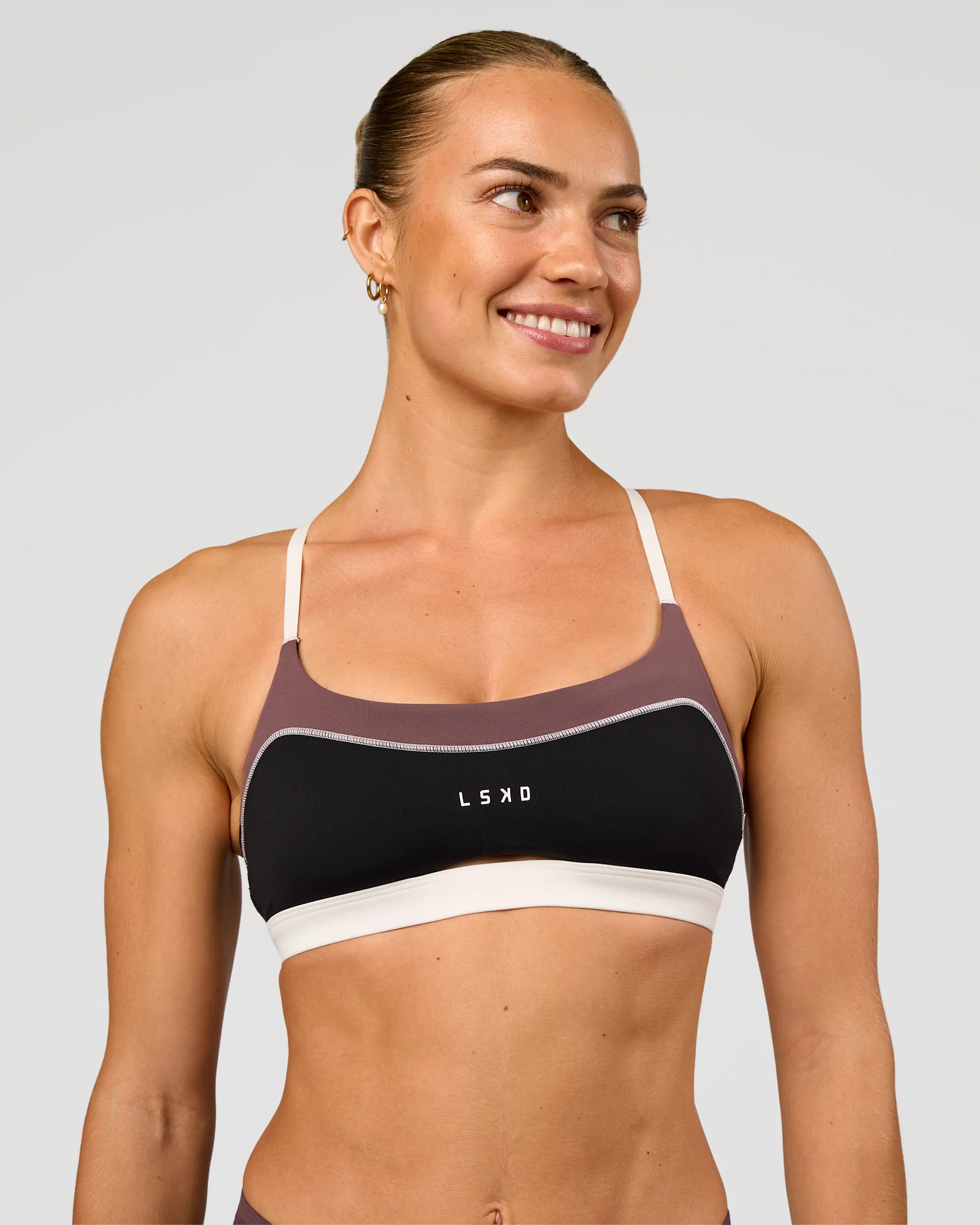 Elevate Sports Bra - Black-Multi - Image 4
