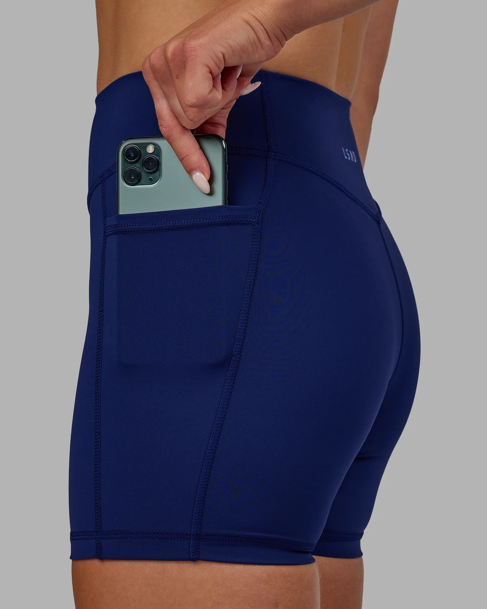 Elite High-Rise 4" Short Pockets - Midnight Blue - Image 7