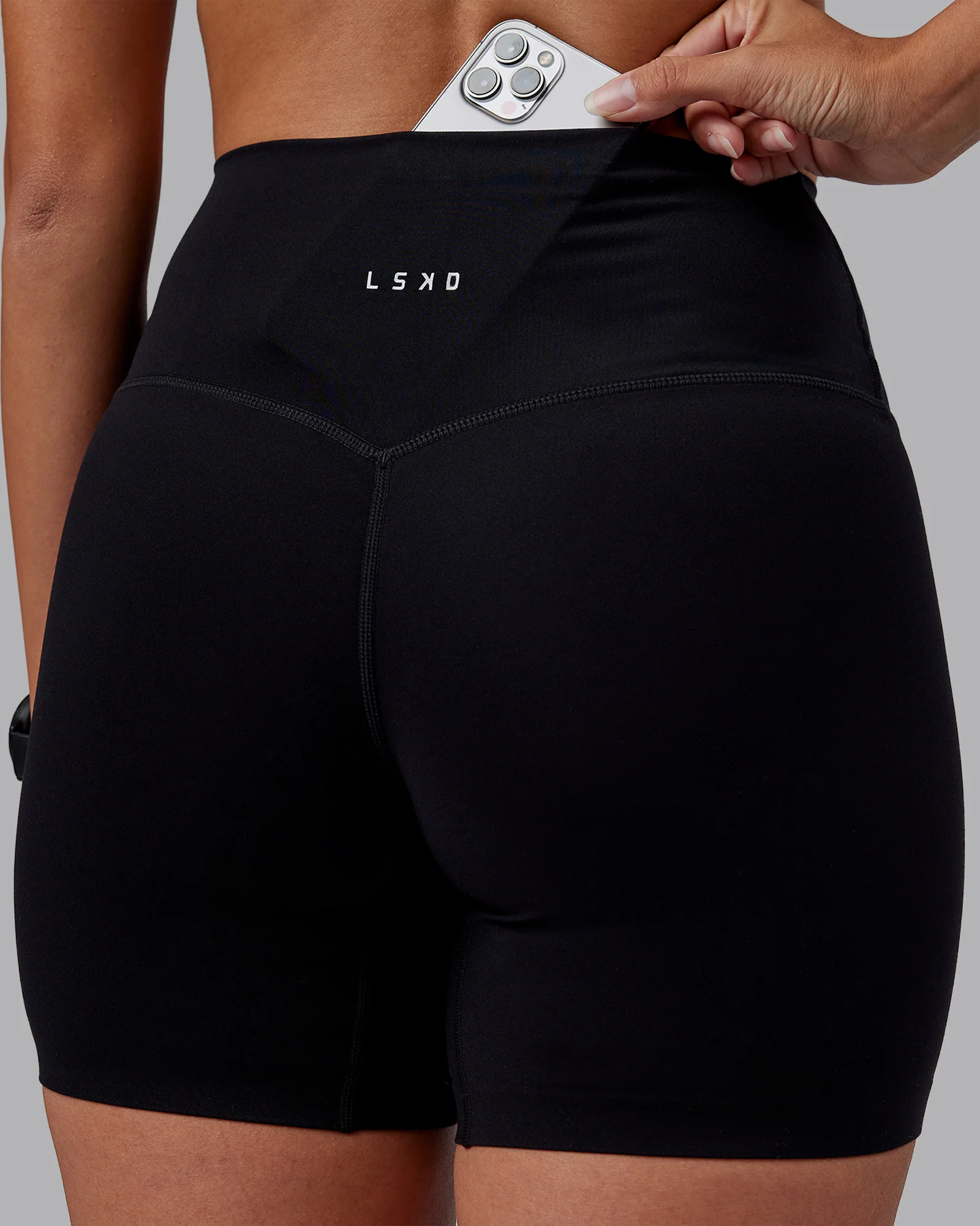 Elixir High-Rise 6" Short - Black - Image 2