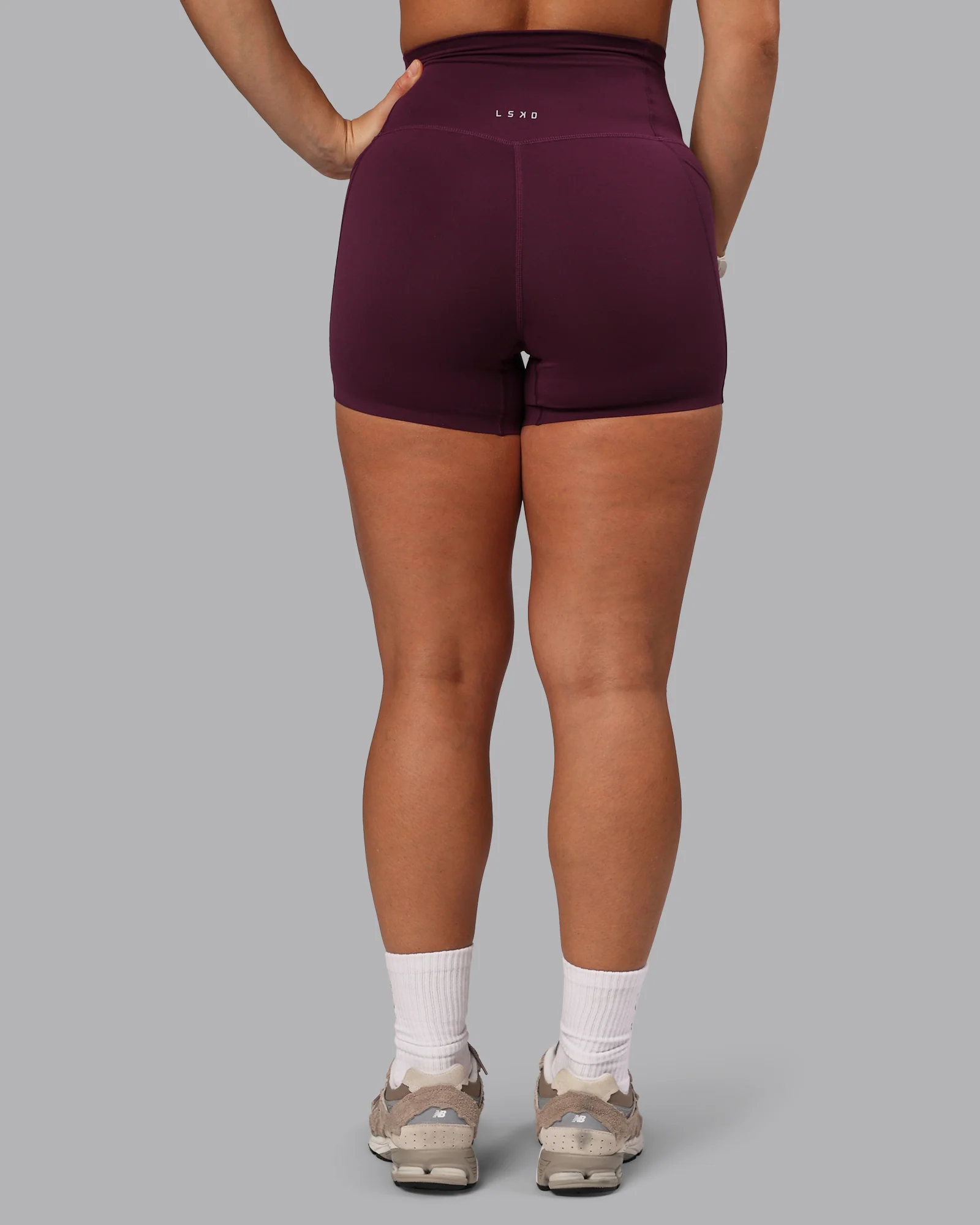Elixir Ultra High-Rise 4" Short Pockets - Cherry Lacquer - Image 4