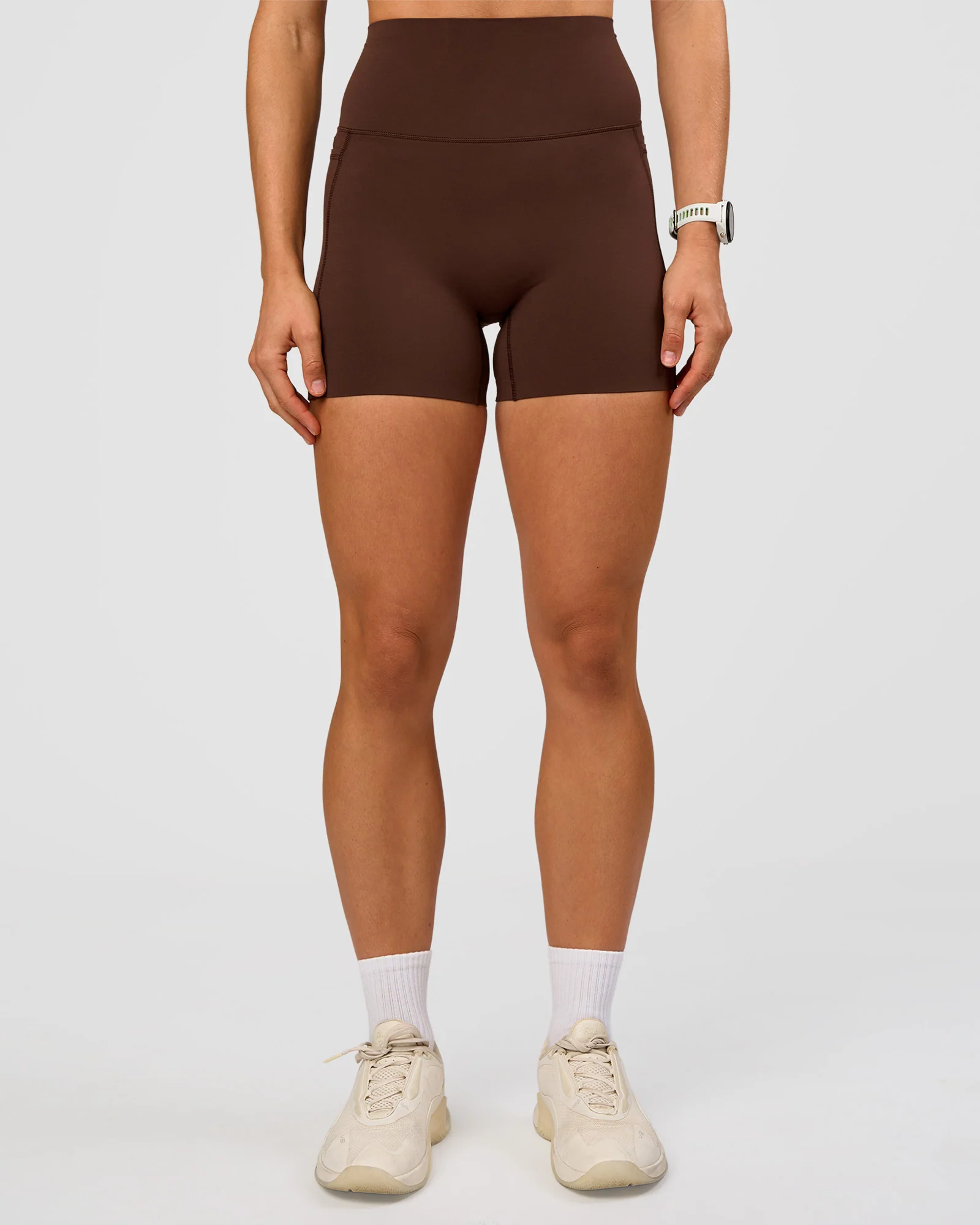 Elixir Ultra High-Rise 4" Short Pockets - Hot Chocolate - Image 3
