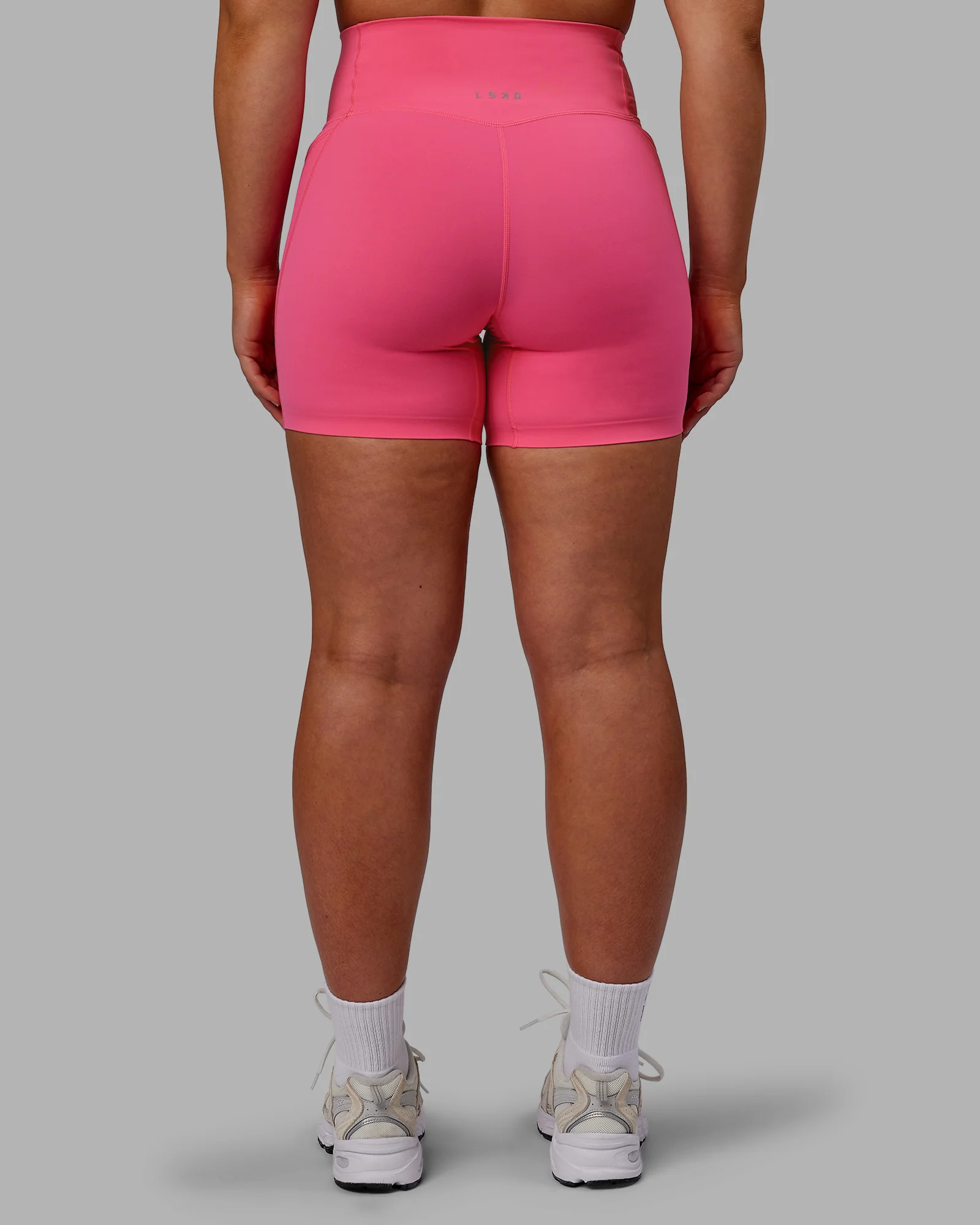Elixir Ultra High-Rise 6" Short Pockets - Carmine Rose - Image 4