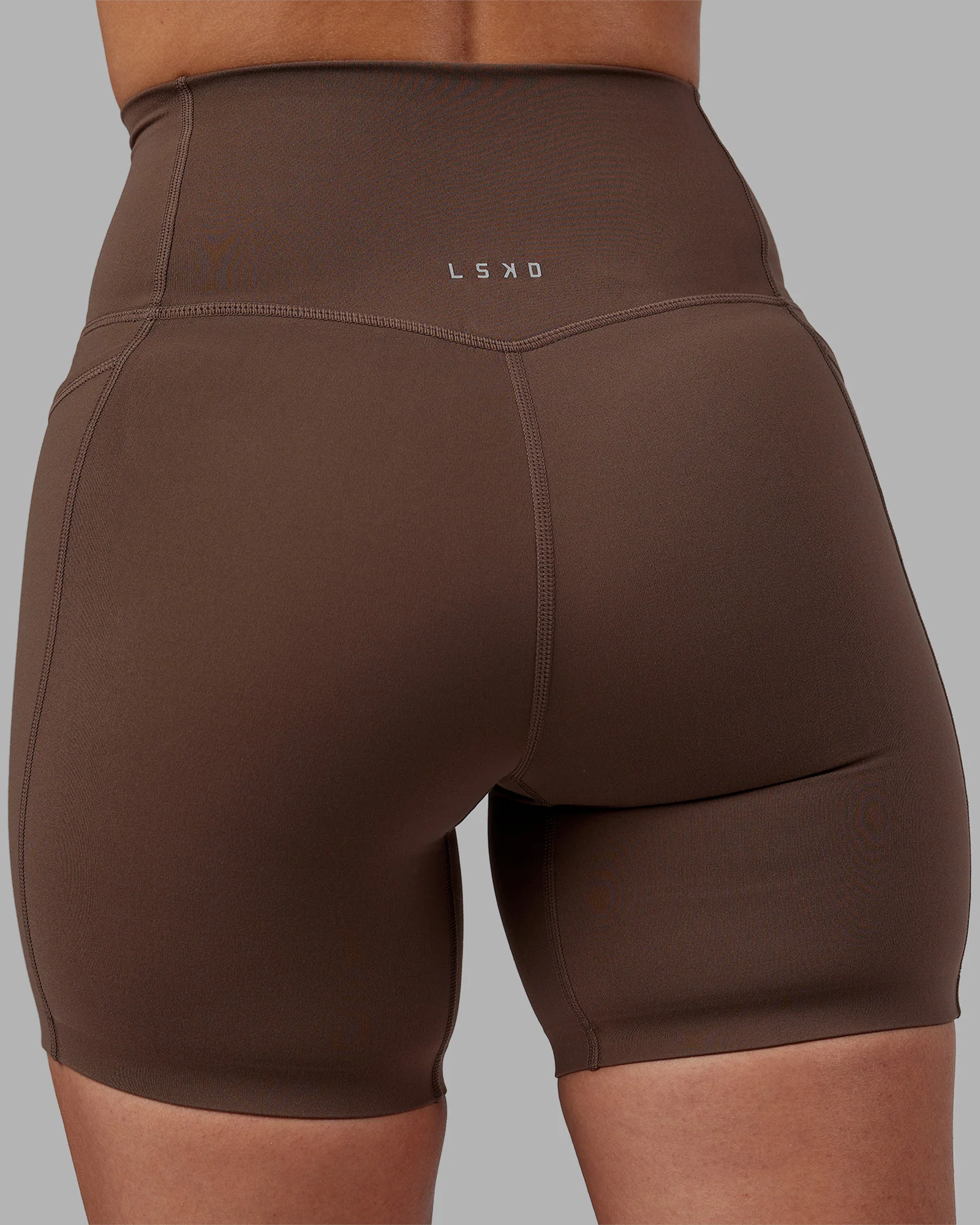 Elixir Ultra High-Rise 6" Short Pockets - Chocolate Martini - Image 15