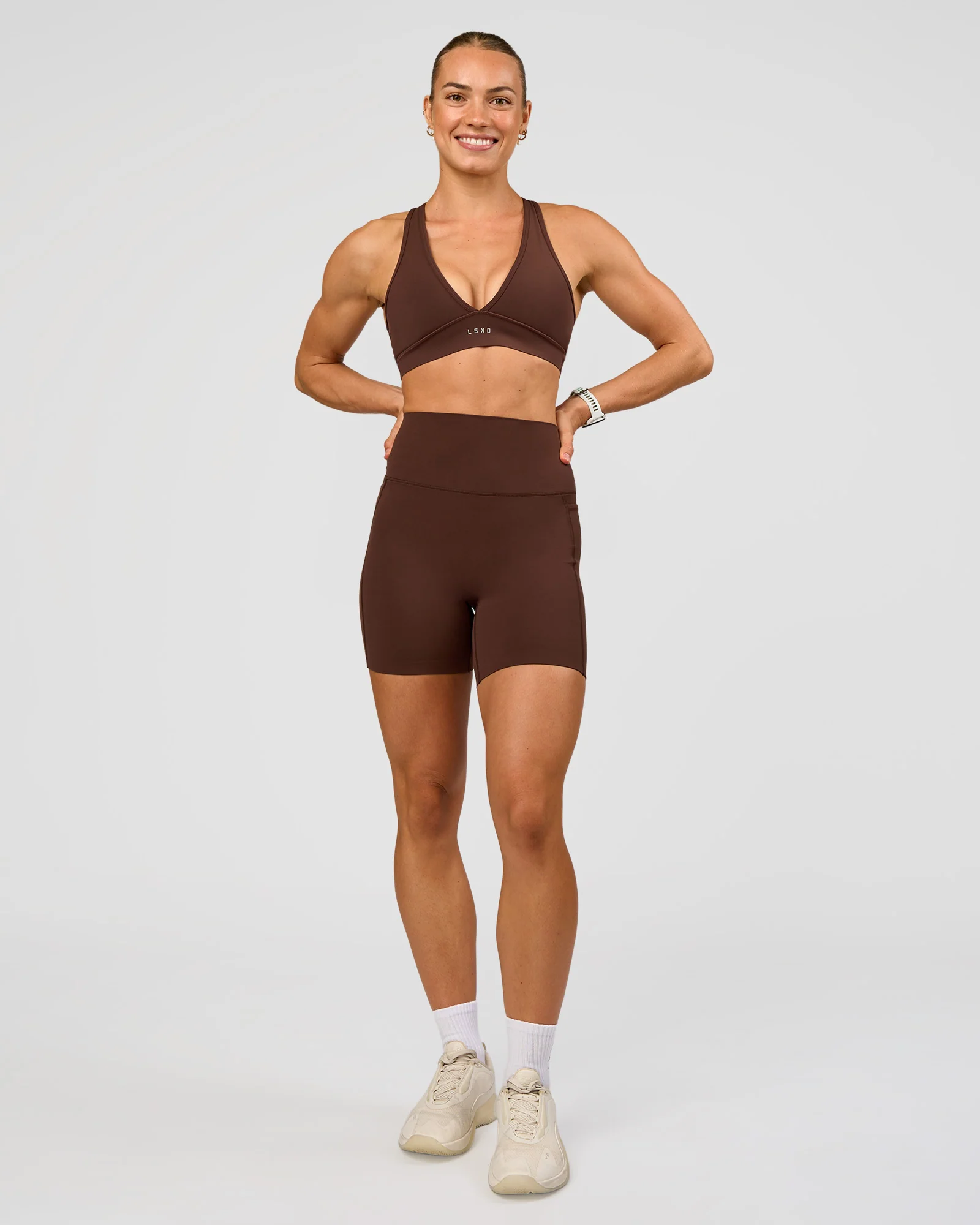 Elixir Ultra High-Rise 6” Short Pockets - Hot Chocolate - Image 5