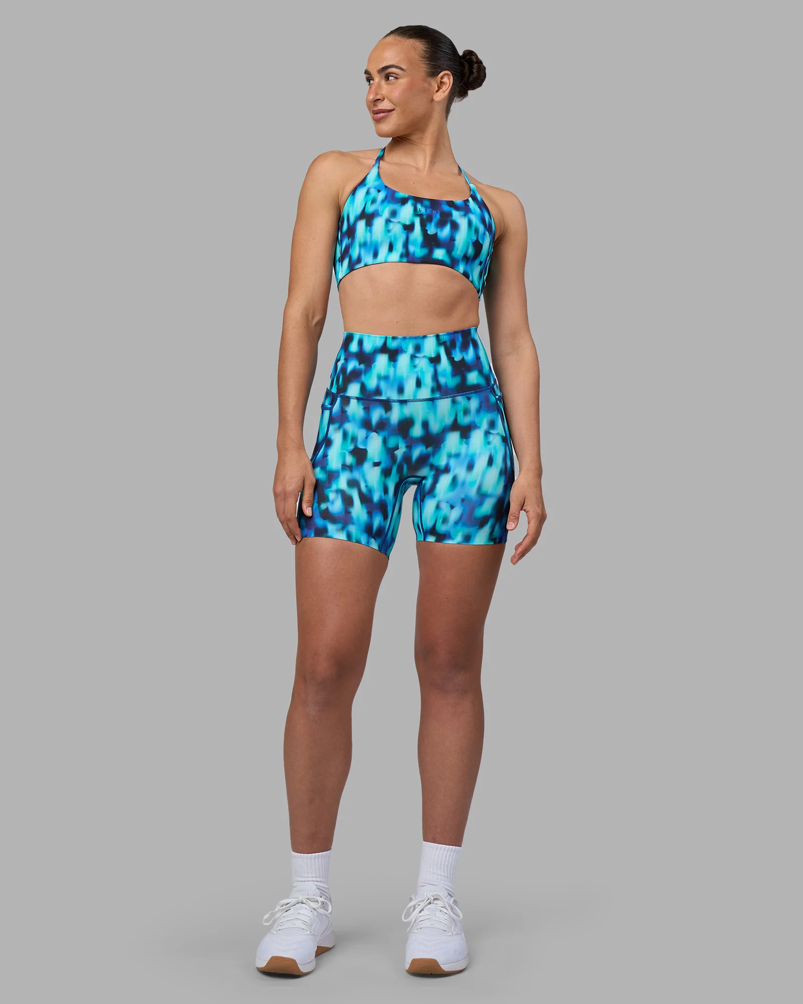 Elixir Ultra High-Rise 6" Short Pockets - Luminous - Image 7