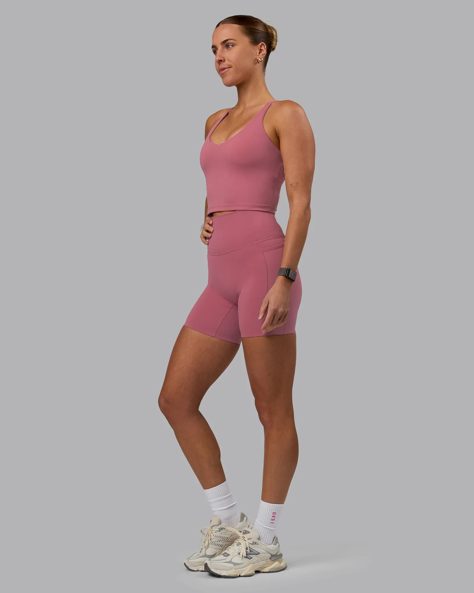 Elixir Ultra High-Rise 6" Short Pockets - Mauve Haze - Image 3