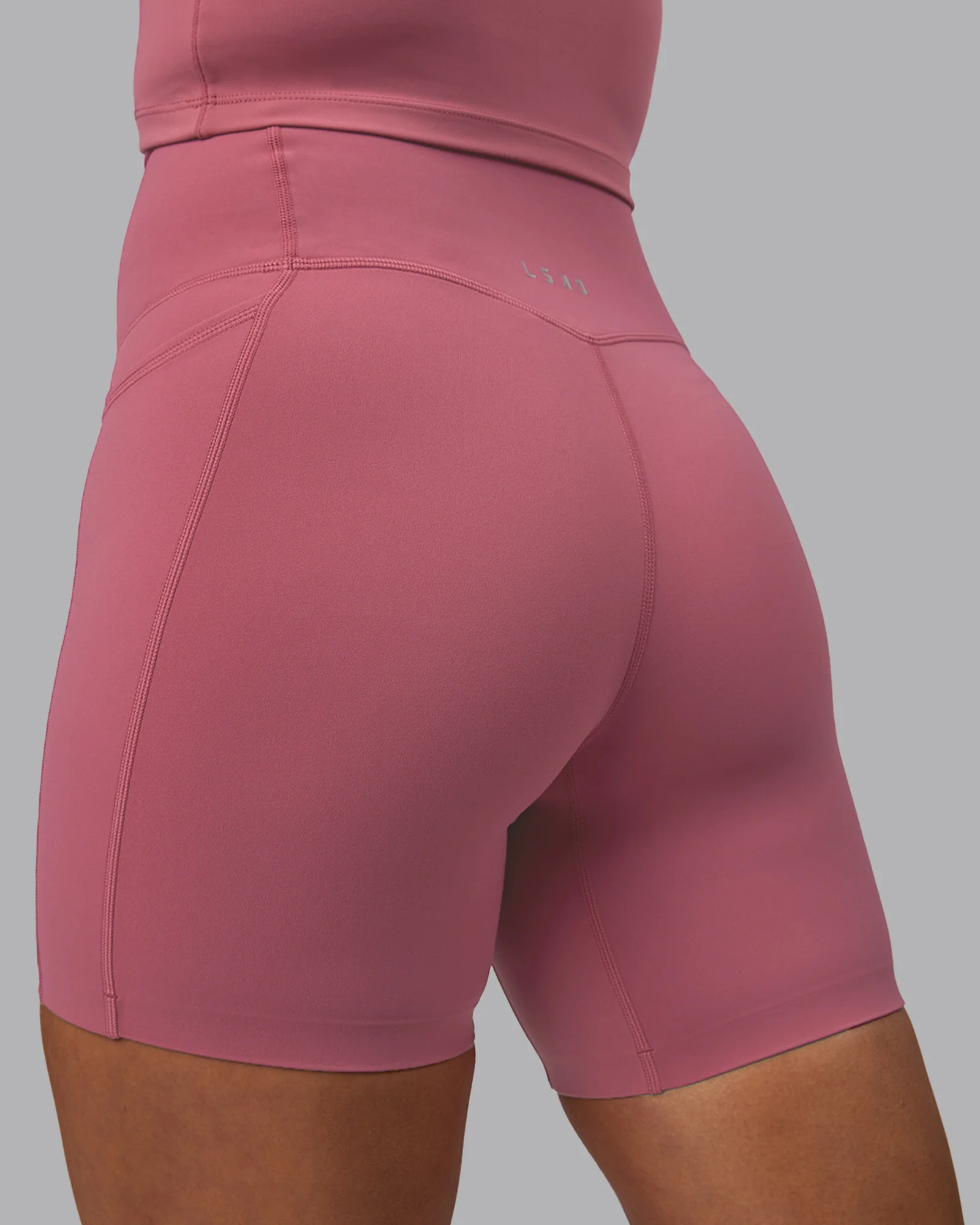 Elixir Ultra High-Rise 6" Short Pockets - Mauve Haze - Image 8