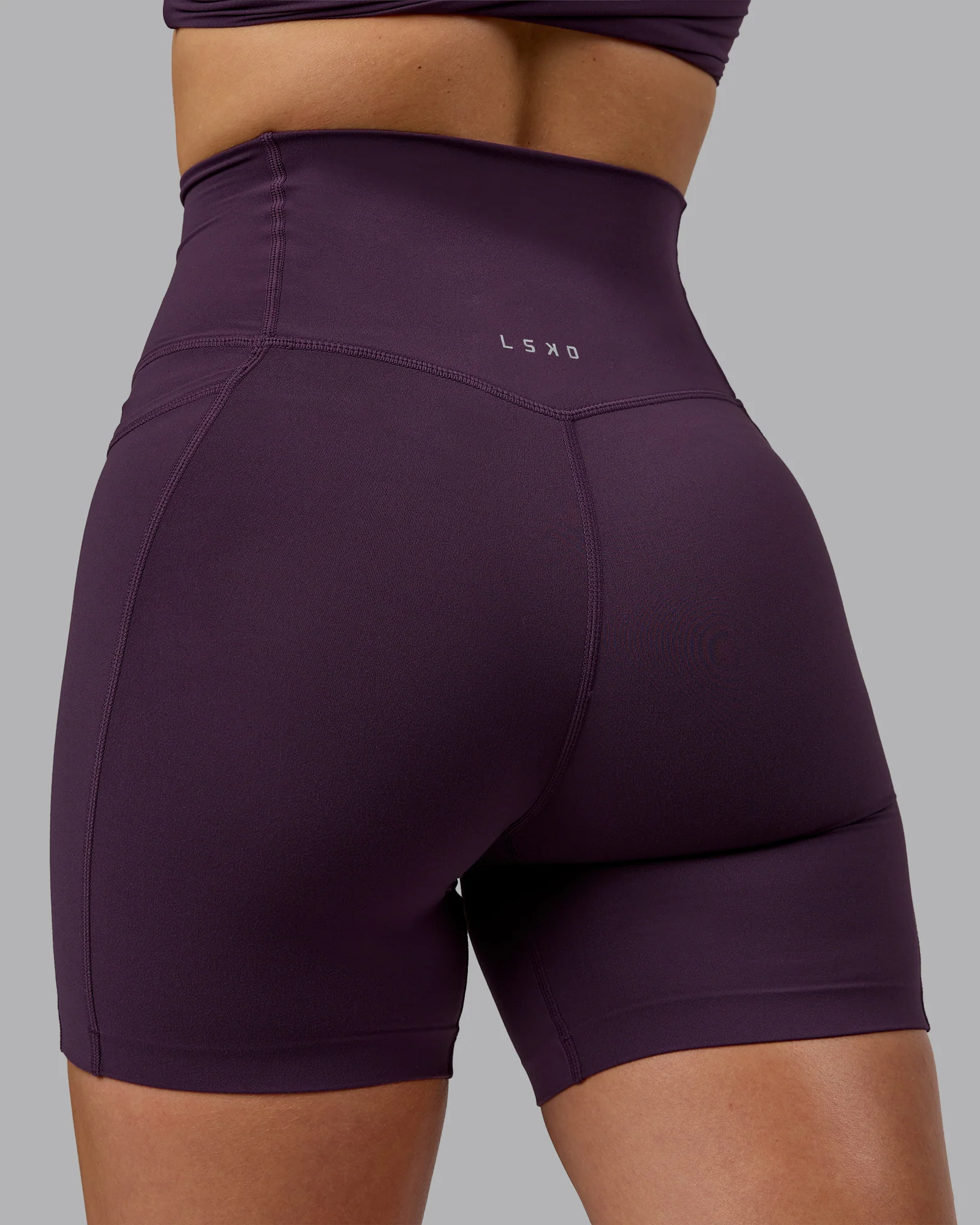Elixir Ultra High-Rise 6" Short Pockets - Midnight Plum - Image 9