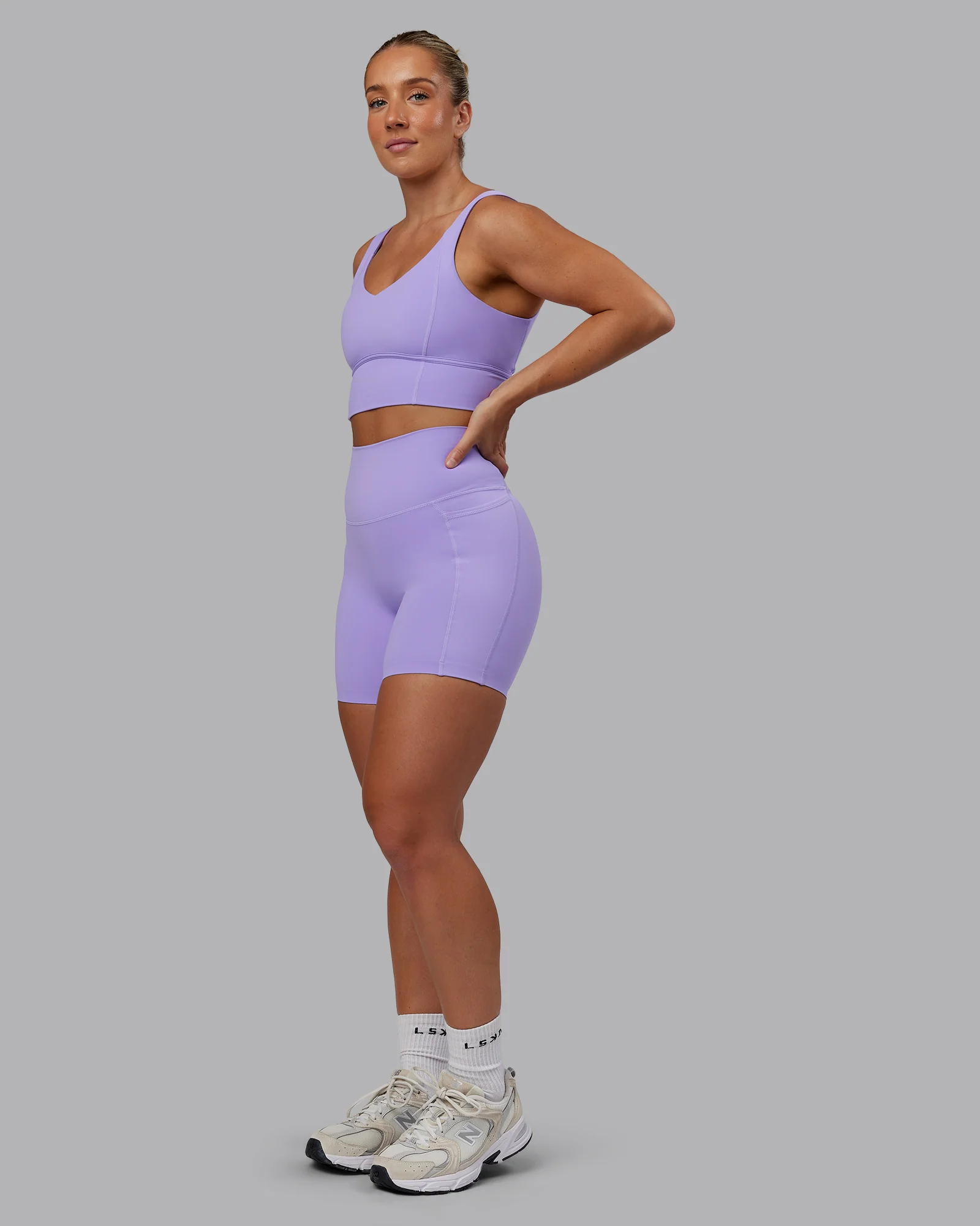 Elixir Ultra High-Rise 6" Short Pockets - Violet Ray - Image 6