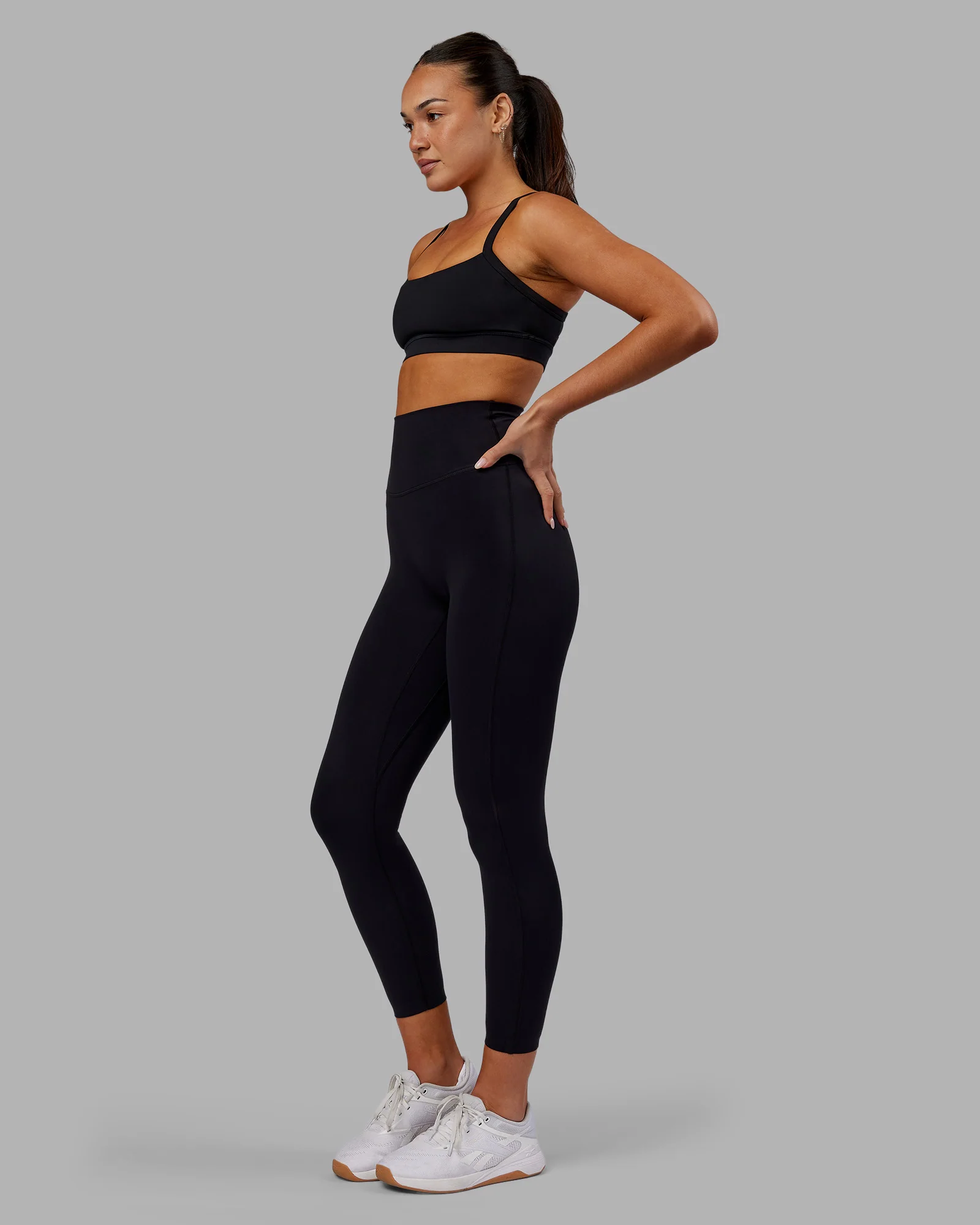 Elixir Ultra High-Rise 7/8 Legging - Black - Image 4