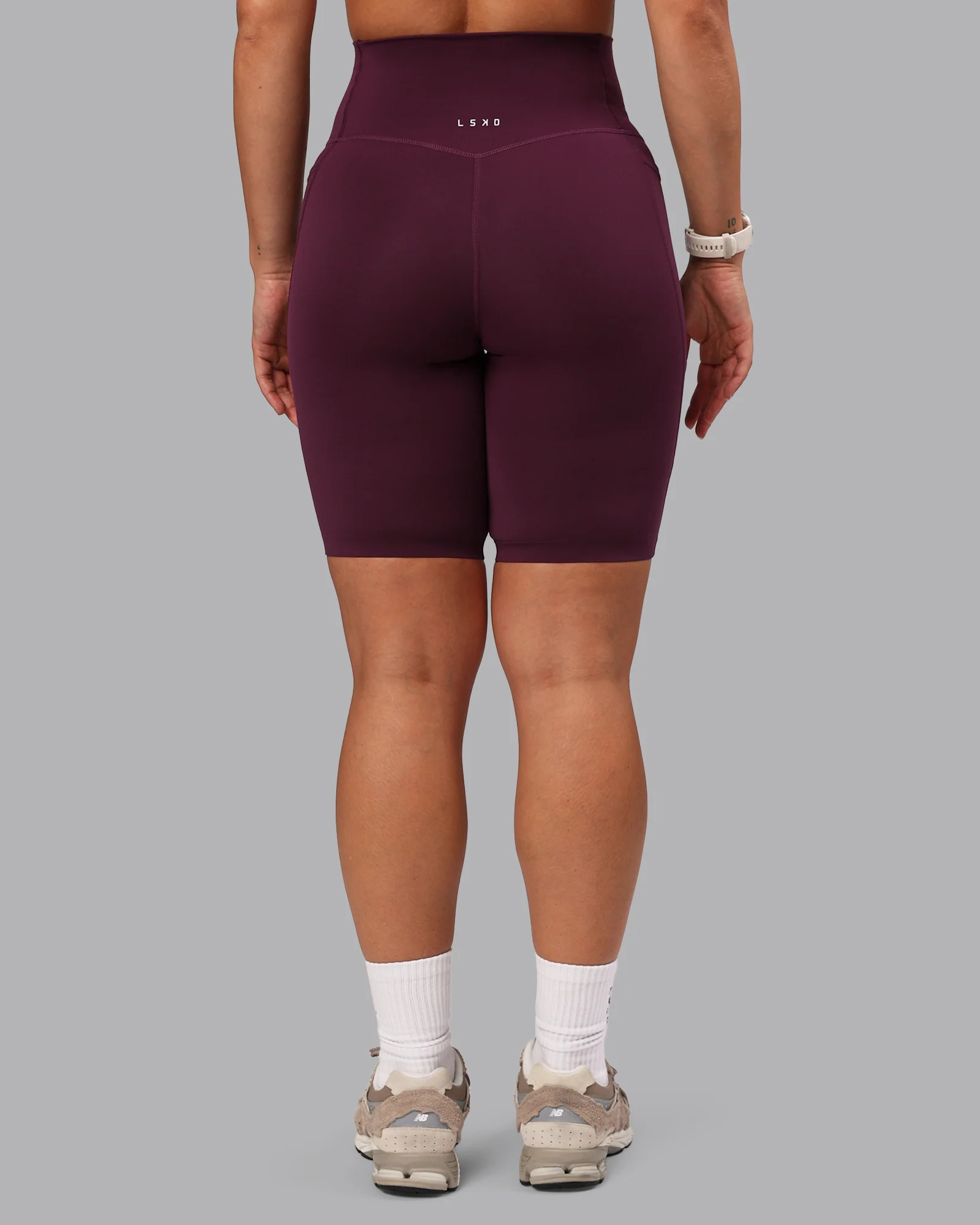 Elixir Ultra High-Rise 9" Short Pockets - Cherry Lacquer - Image 4