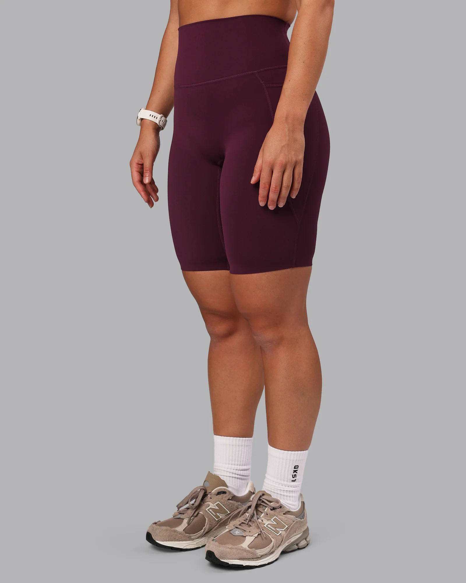 Elixir Ultra High-Rise 9" Short Pockets - Cherry Lacquer - Image 9