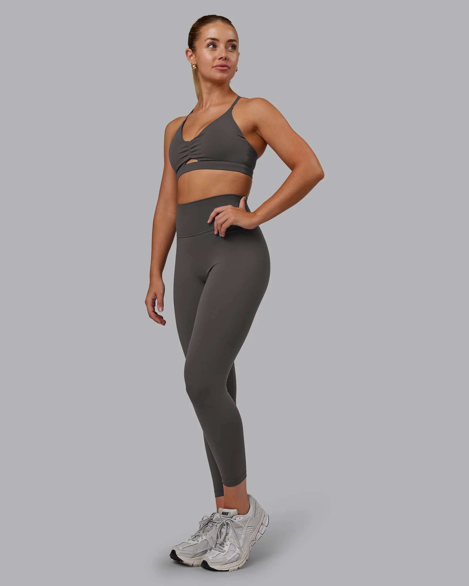 Essence Sports Bra - Dark Storm - Image 4