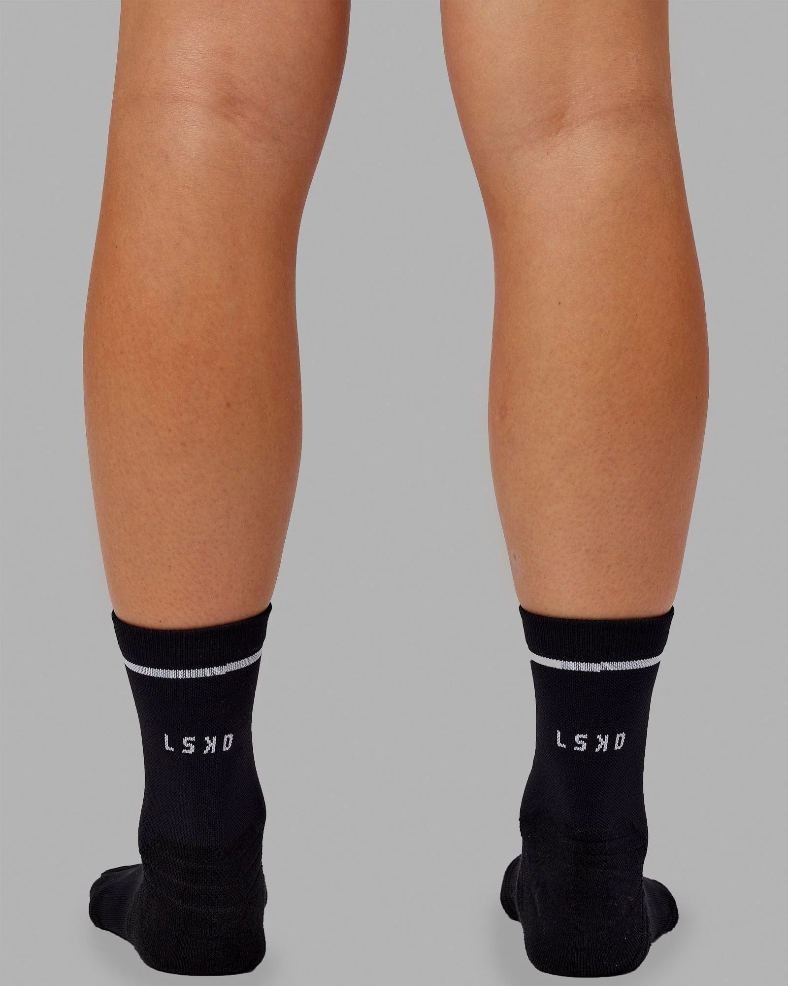 Fast Performance Quarter Socks 2.0 - Black-White - Image 3