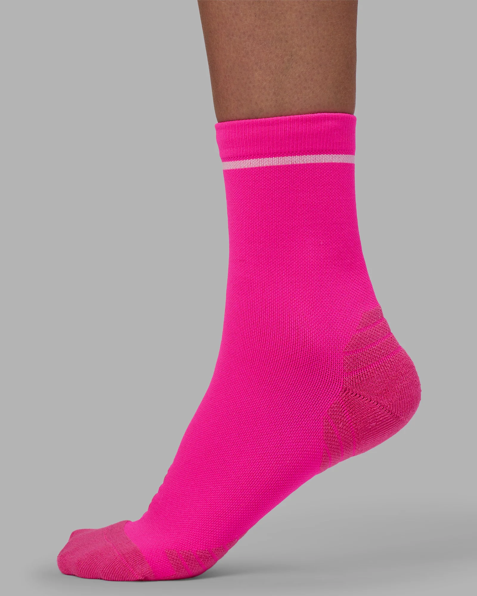 Fast Performance Quarter Socks - Neon Pink-White - Image 5